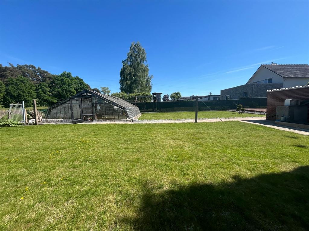 Zeer goed onderhouden vrijstaande woning foto 8