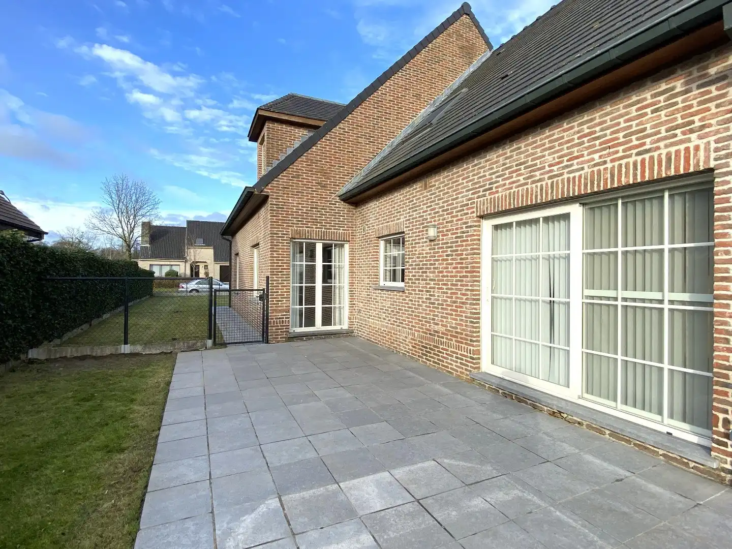 KARAKTERVOLLE WONING MET ZONGERICHTE TUIN | 4 SLPKS | 2 GARAGES foto 19