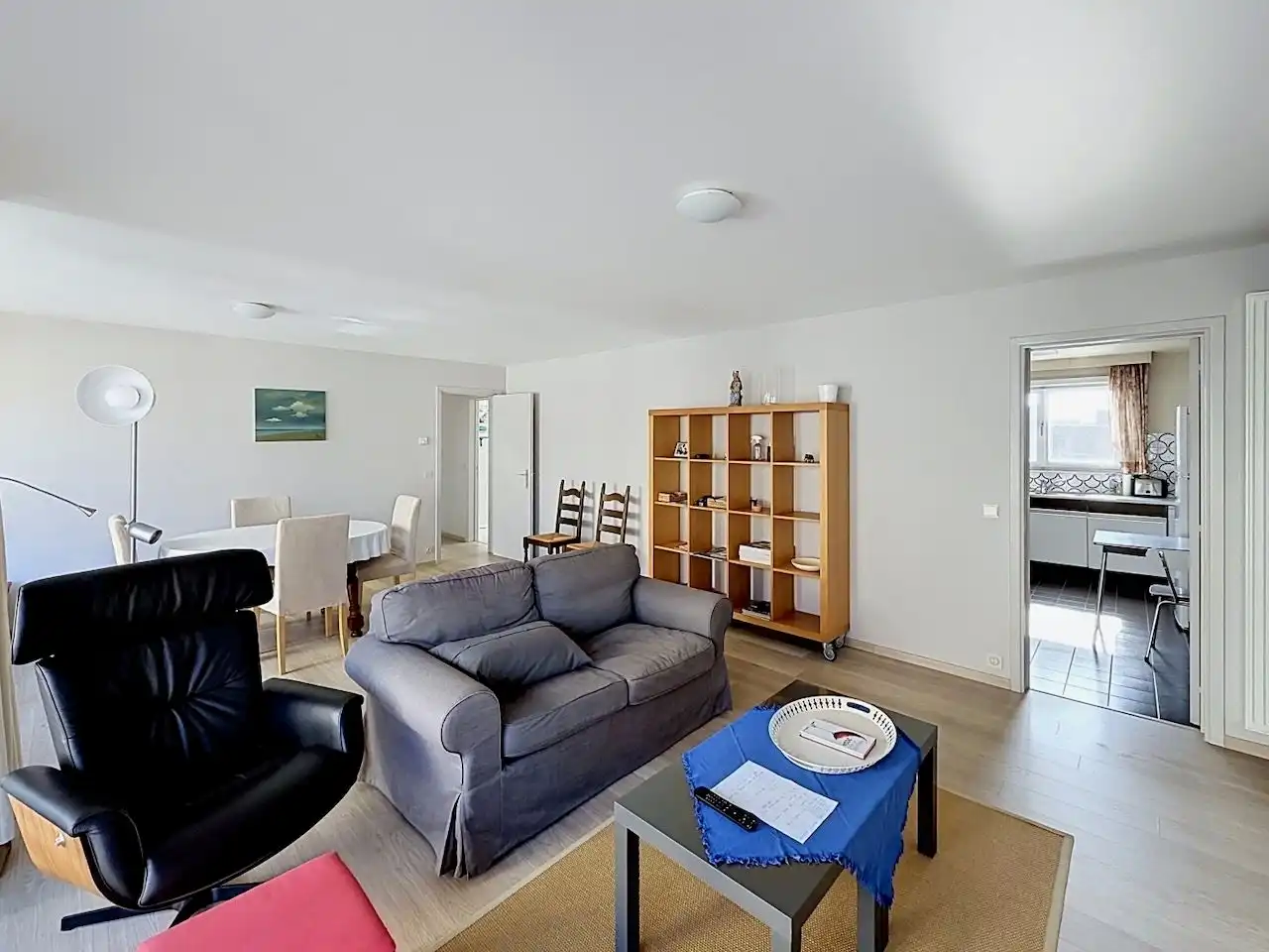 Bijzonder ruim en lichtrijk appartement op een boogscheut van de Zeedijk & Graaf d'Ursellaan foto 6