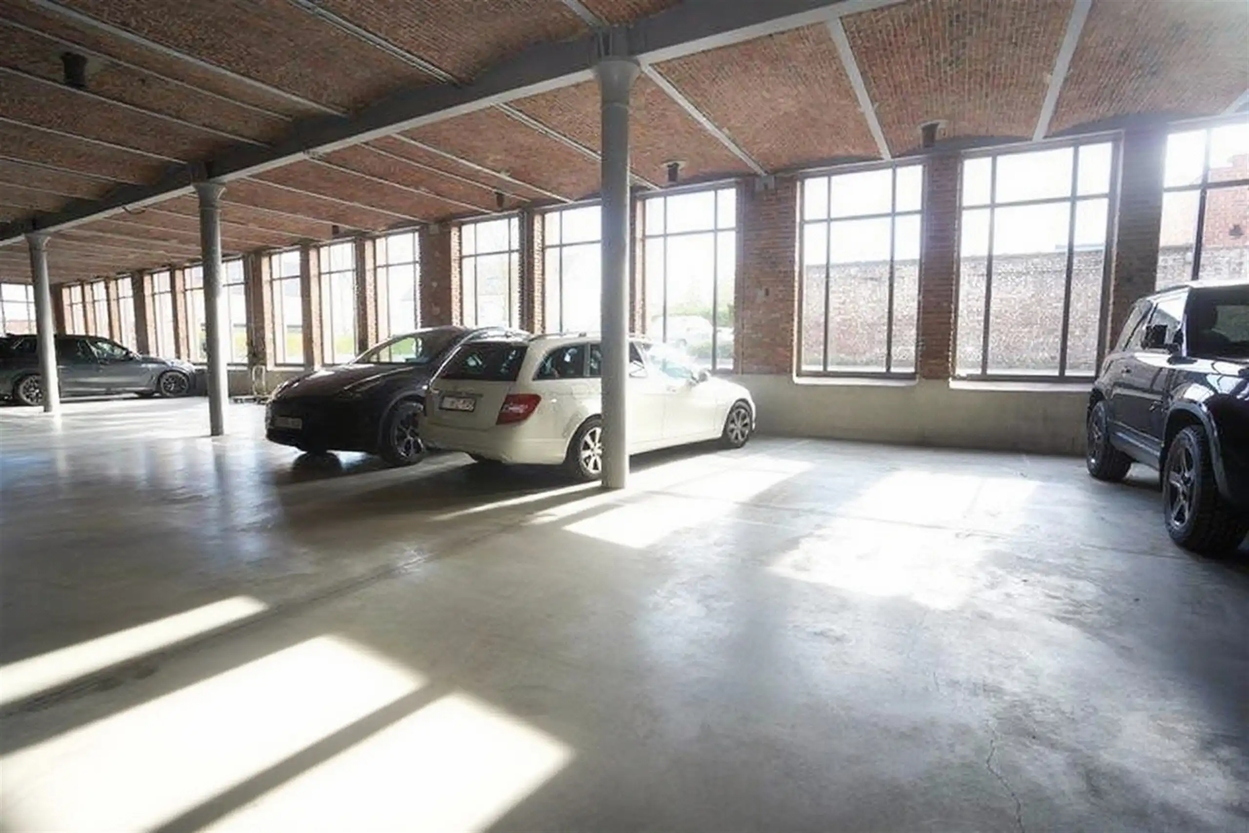 Architecturale luxe loft – zeldzaam, stijlvol & met staanplaats... foto 28