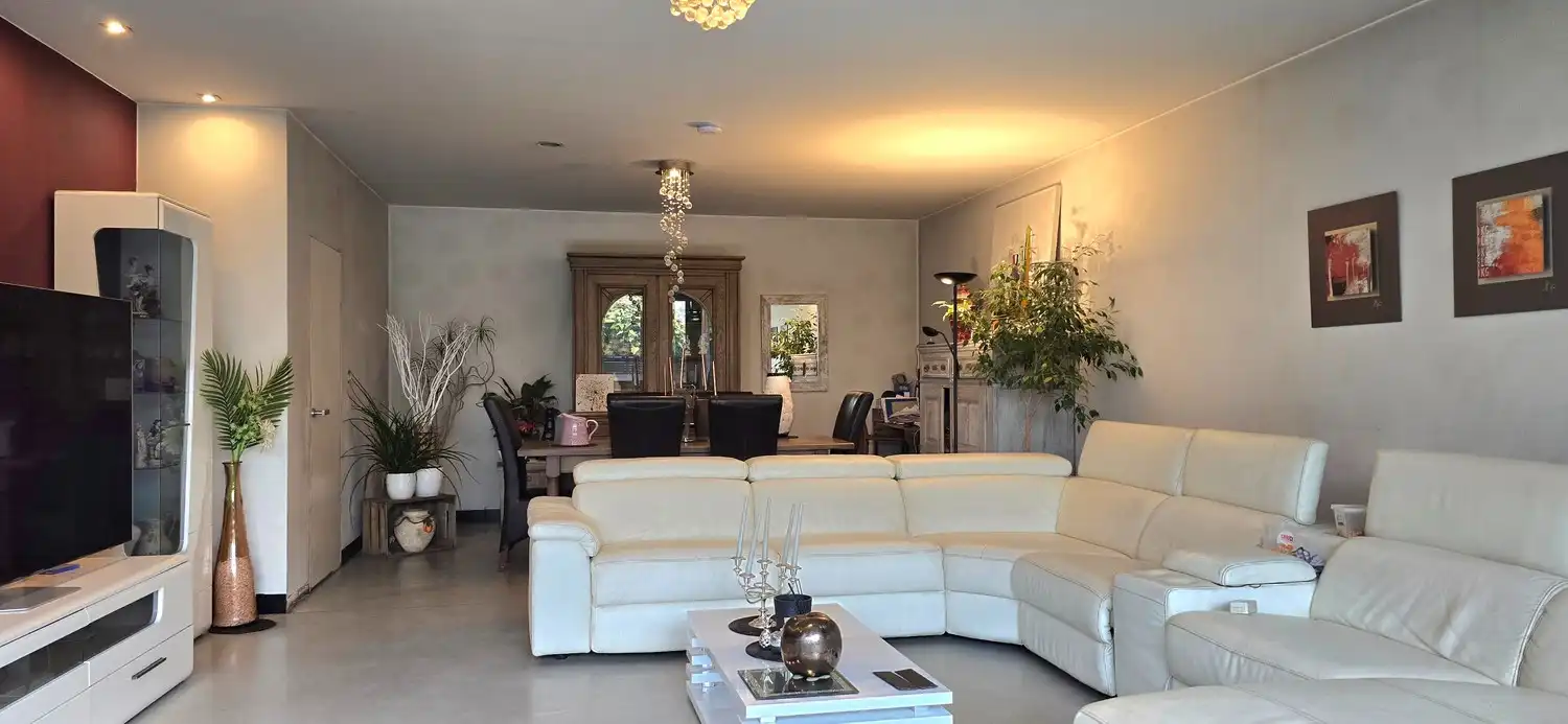 Strategisch goed gelegen bedrijfsgebouw met woonst in Herk-de-Stad foto 14