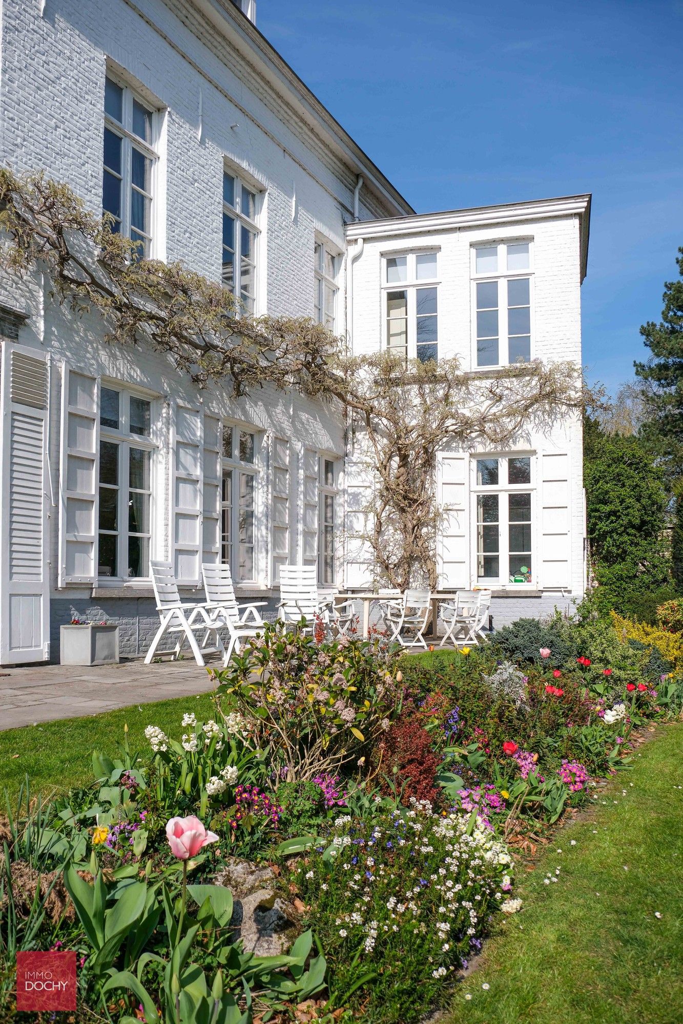 Karaktervolle herenvilla op ca 7.800m² palend aan oude Scheldearm foto 6