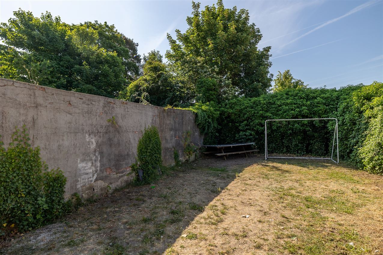 Stadswoning met 3 slpk., tuin en garage foto 29