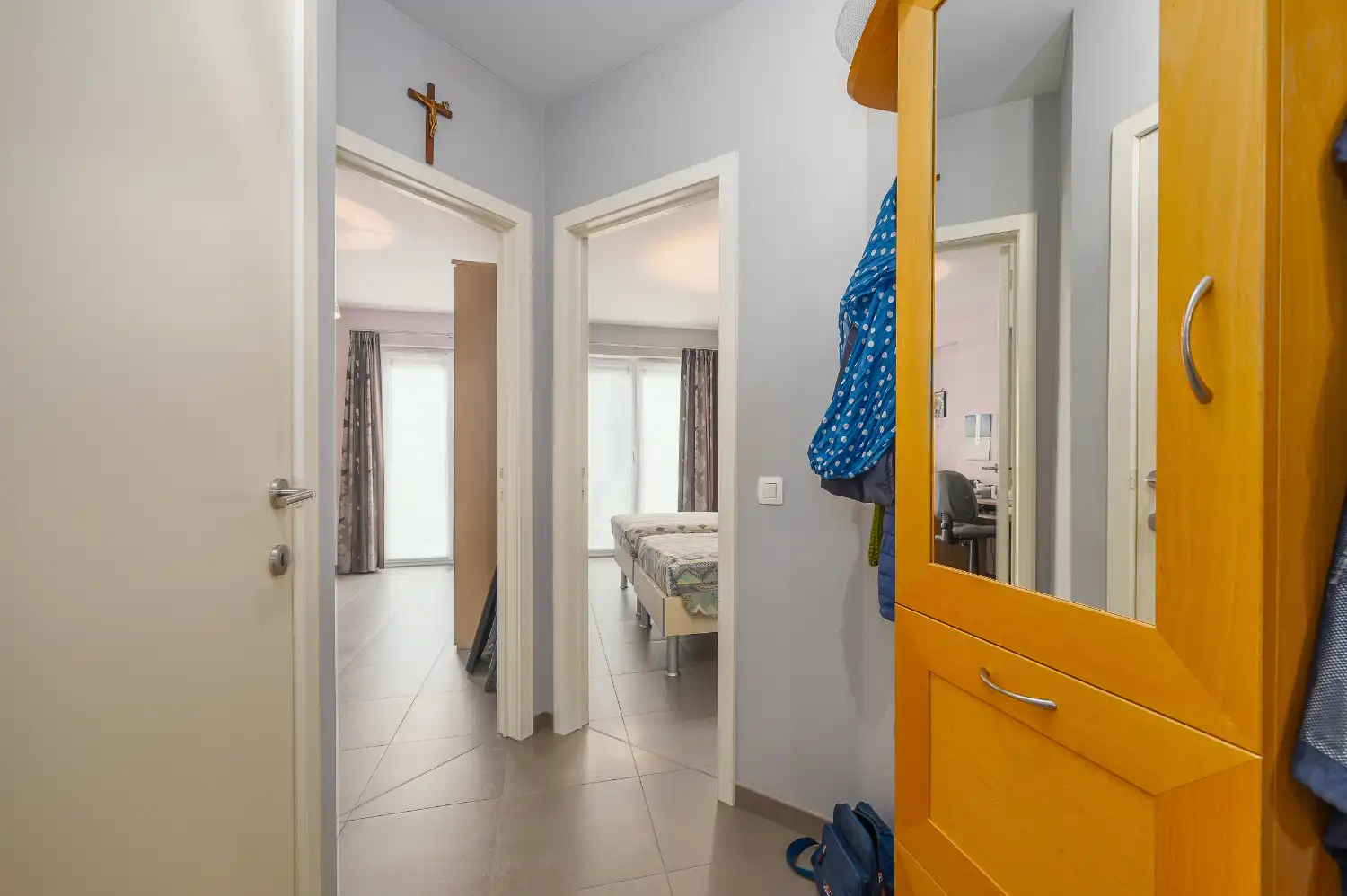 Instapklaar gelijkvloers appartement met 2 slaapkamers en ruim terras in het centrum van Middelkerke foto 11