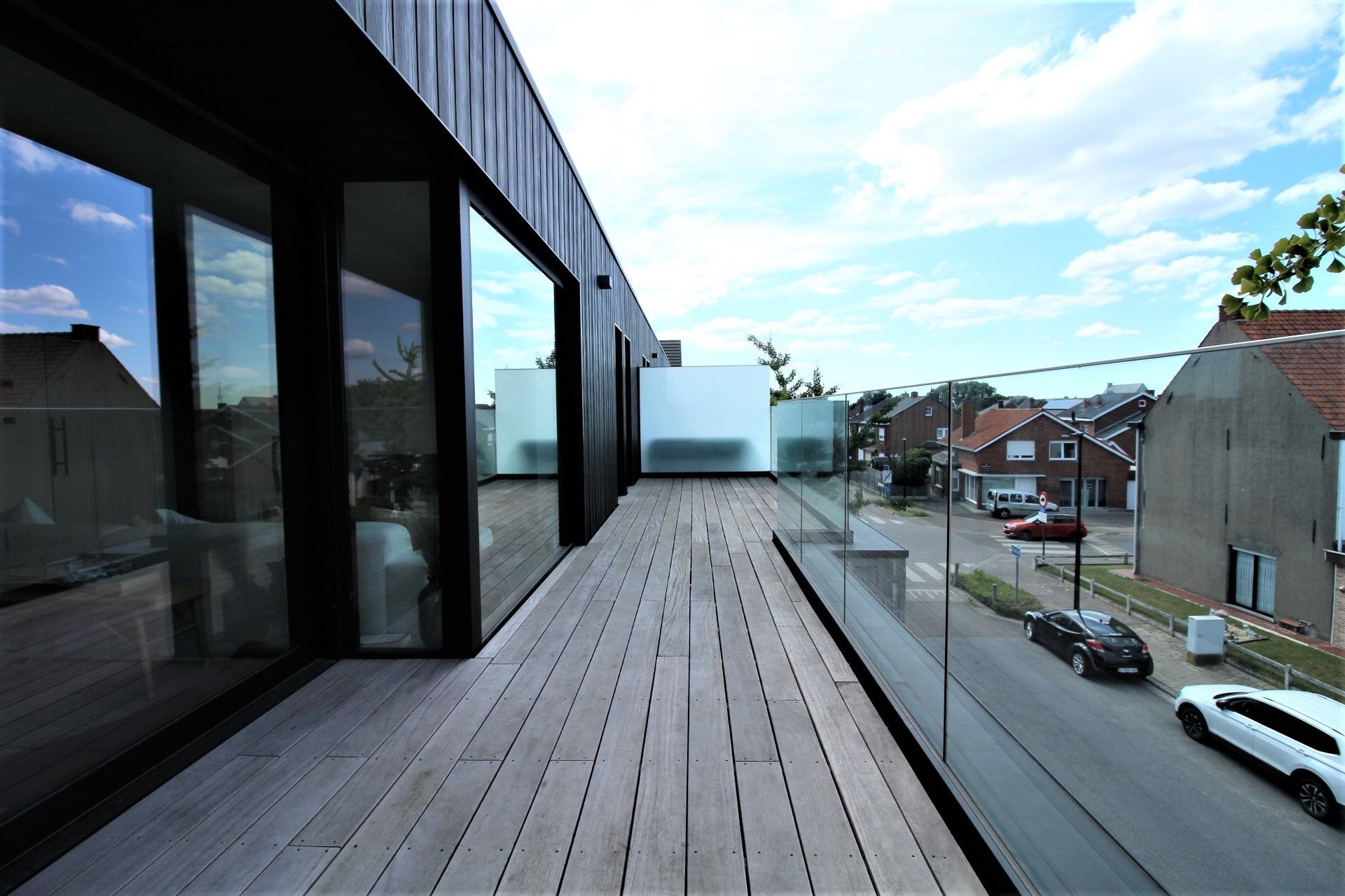 Luxe nieuwbouwappartement met panoramisch terras in hartje Sint-Eloois-Vijve foto 14