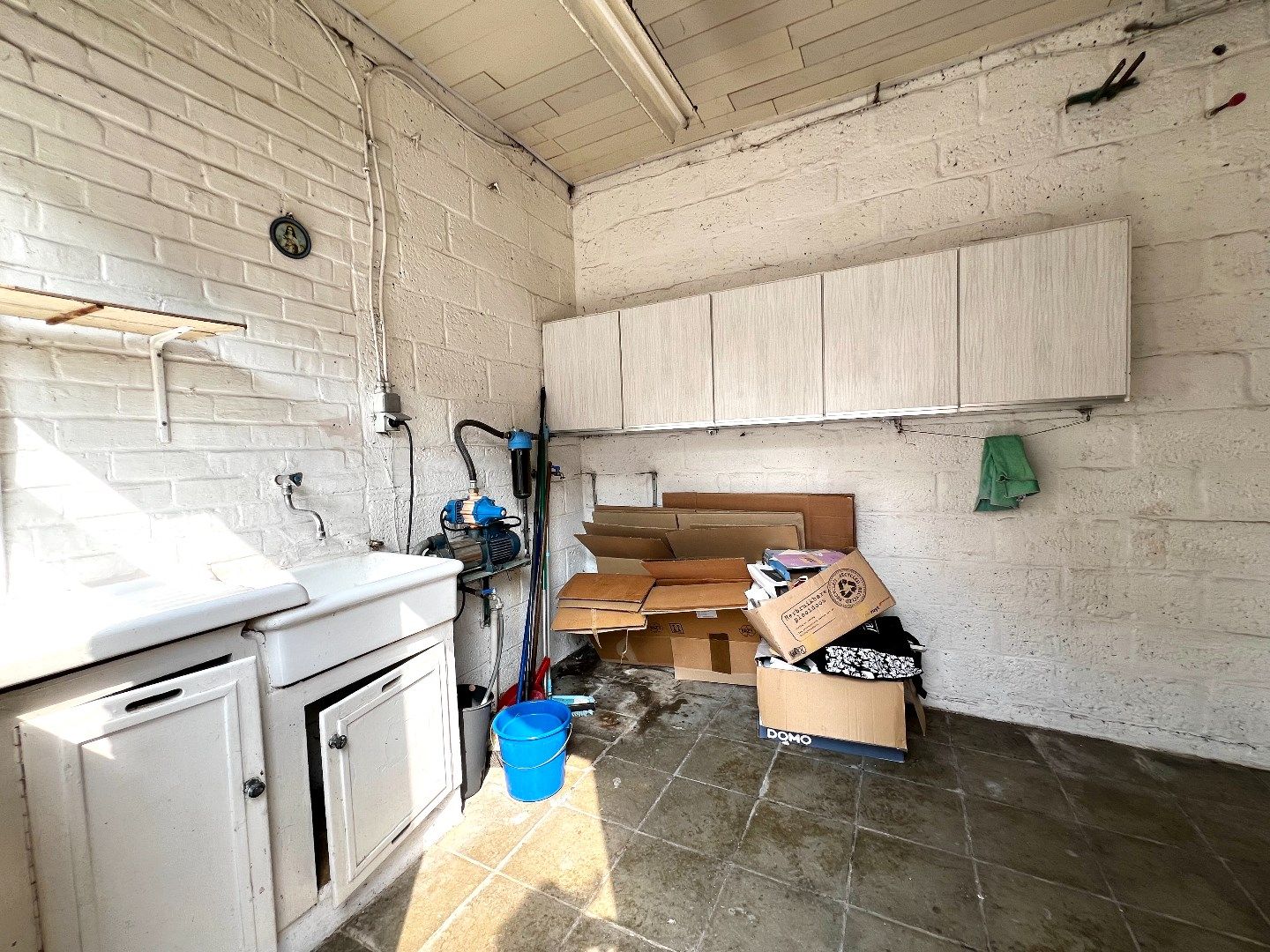 Rijwoning met garage en uitweg te koop te Harelbeke foto 17