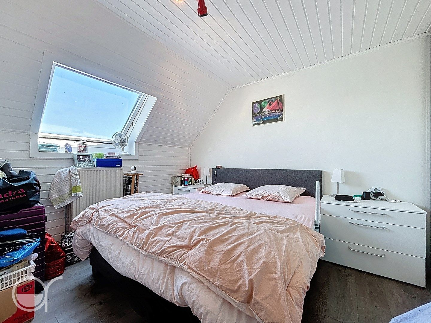 Instapklare rijwoning met tuin en 2 parkeerplaatsen  foto 7