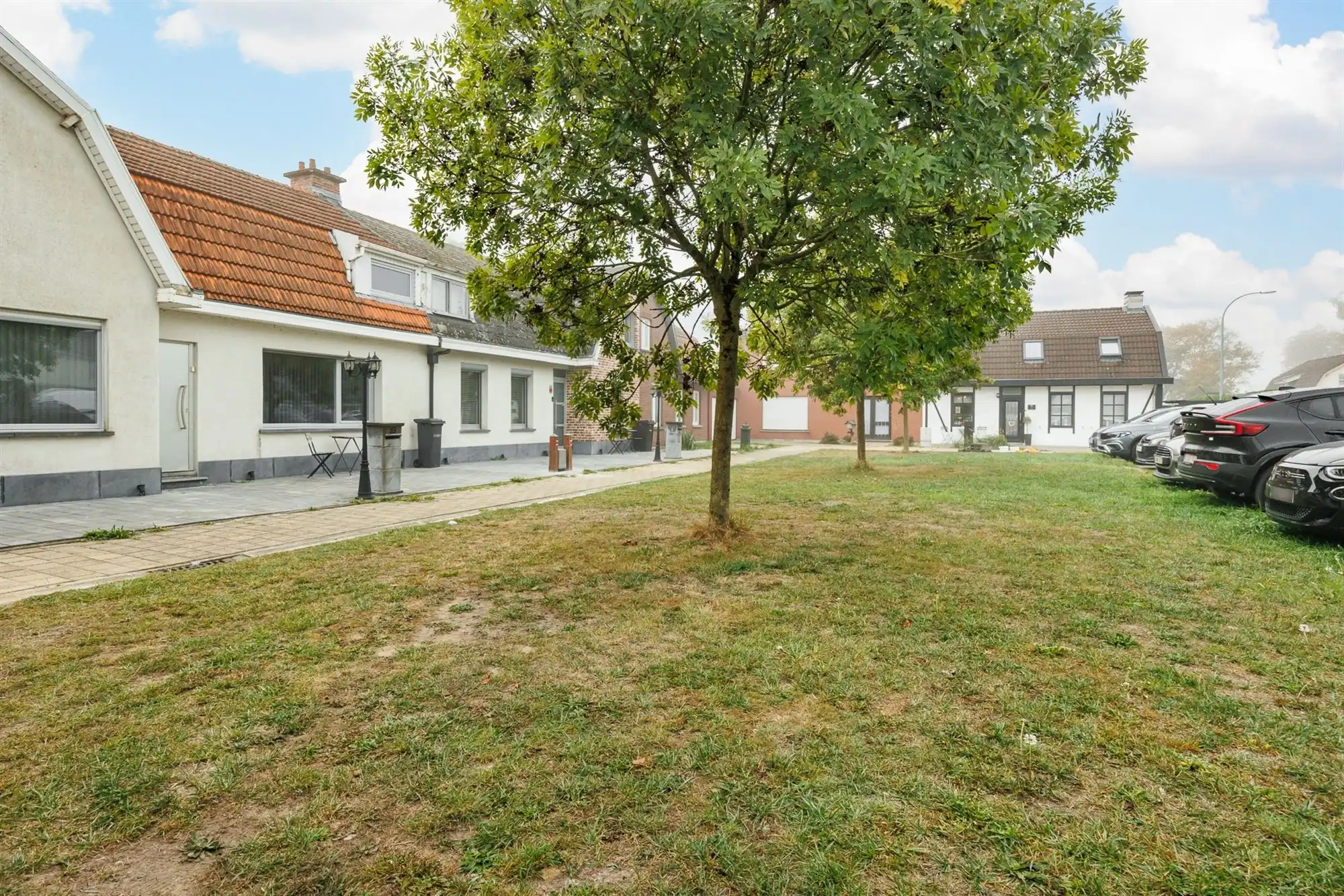 Gezinswoning met twee ruime slaapkamers en tuin foto 16