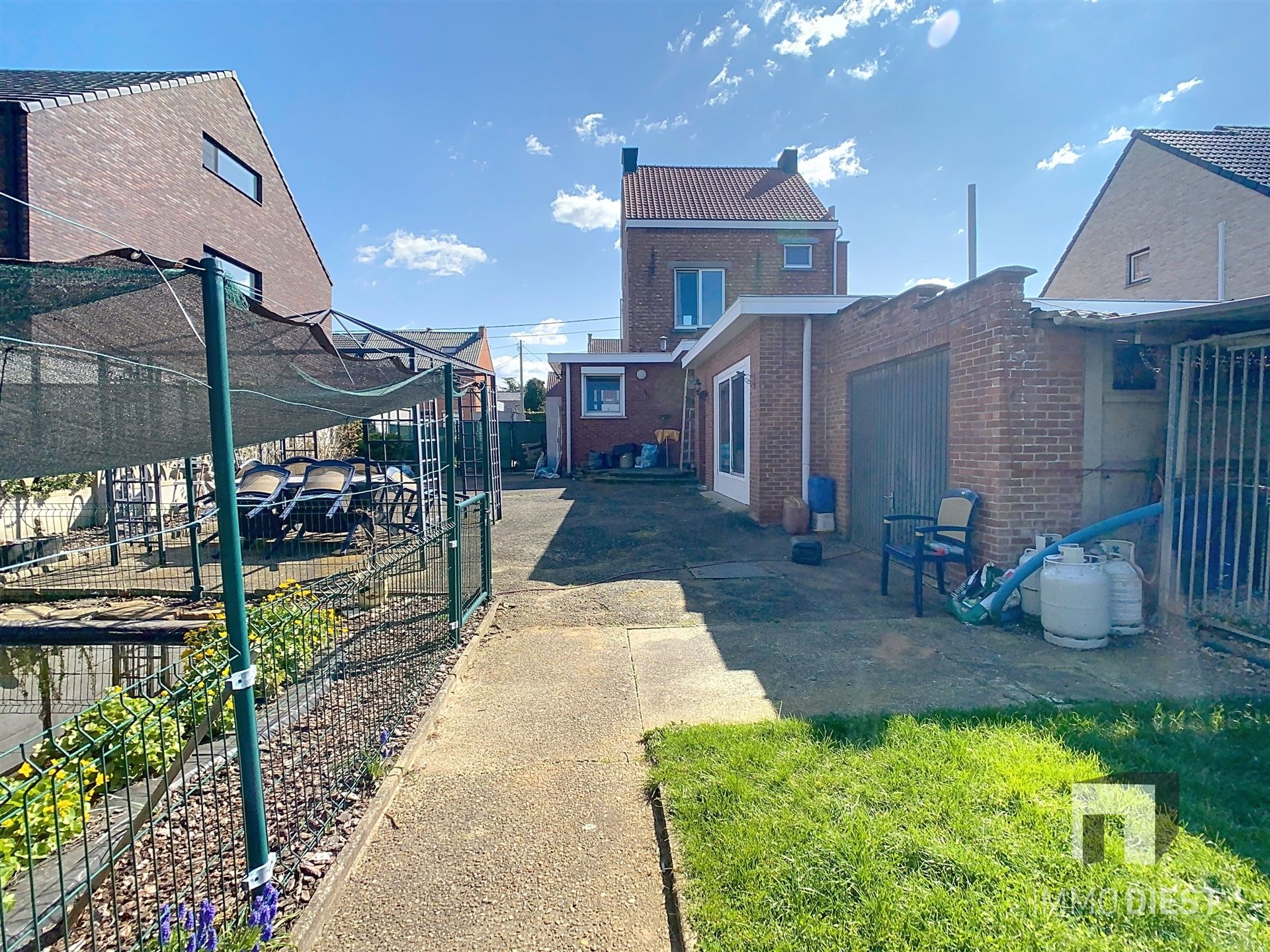 Karakterwoning met veel potentieel foto 26