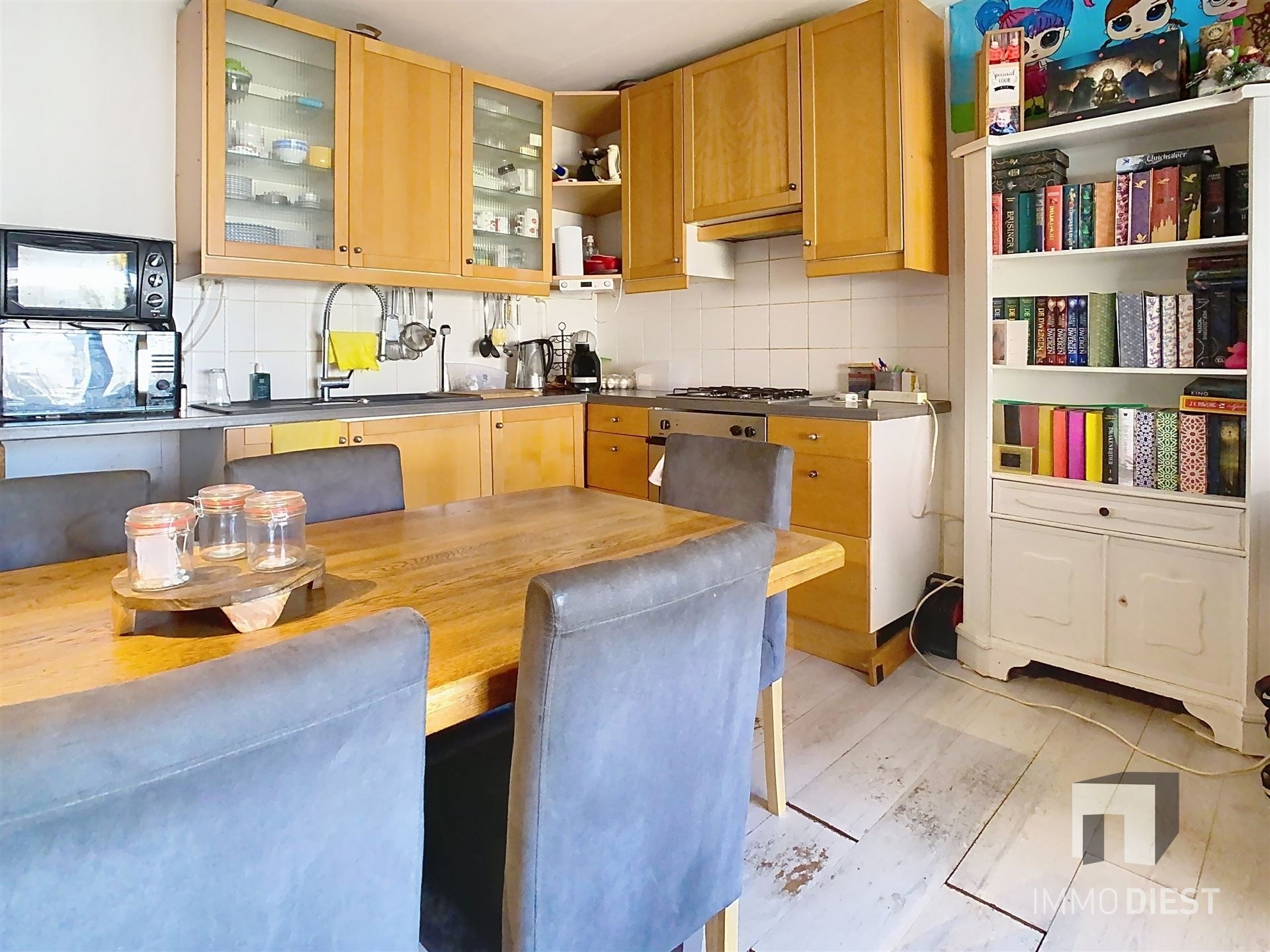 Karakterwoning met veel potentieel foto 26