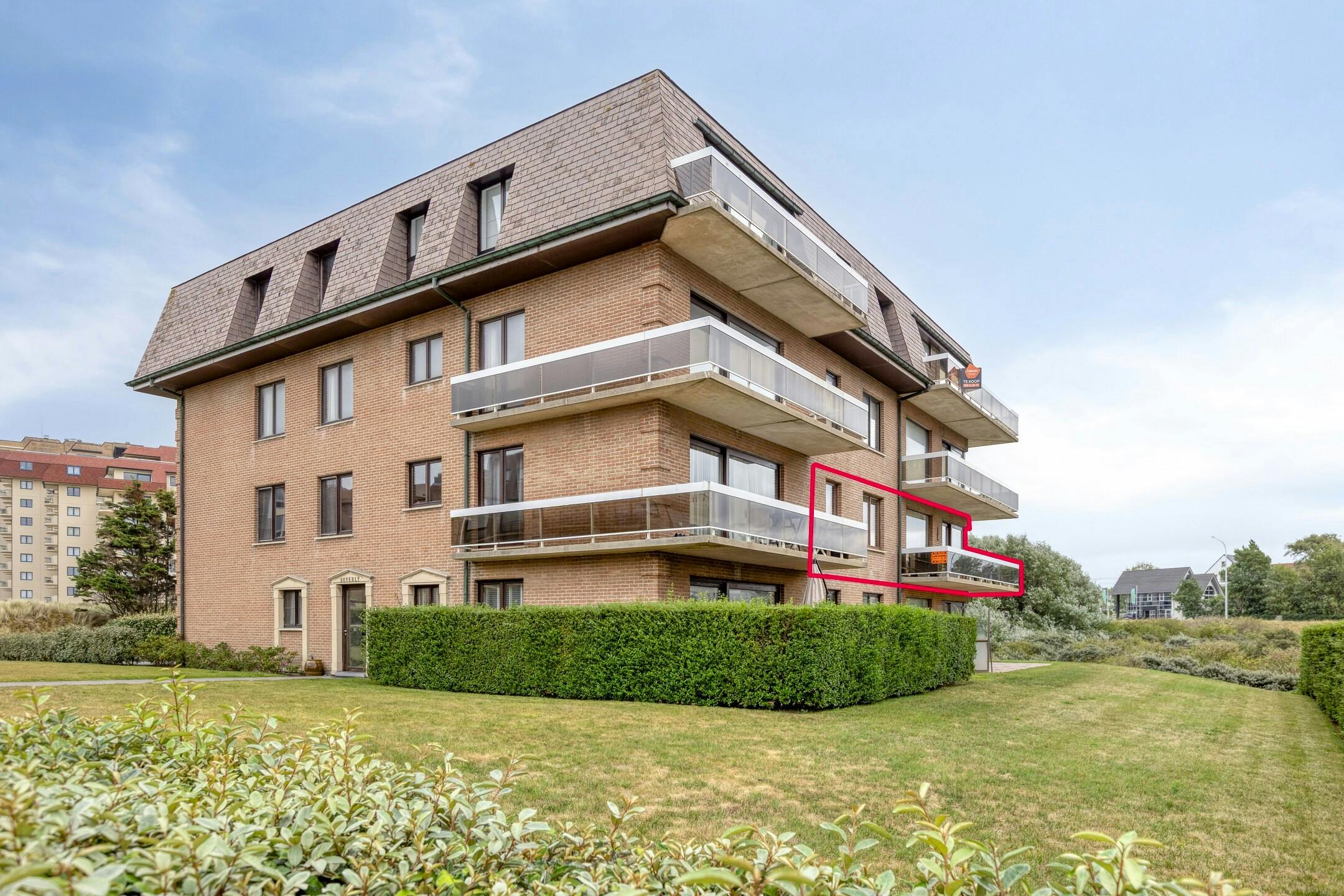 Zonnig hoekappartement met 2 slaapkamers en mooi groen zicht foto {{pictureIndex}}
