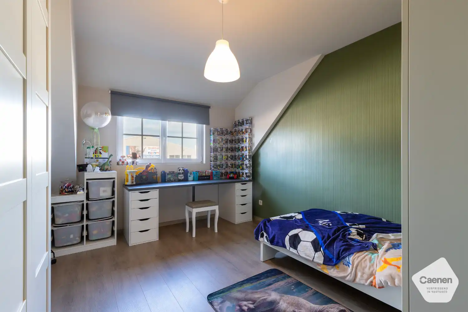 Recente en energiezuinige woning (2013) met 3 slaapkamers, inpandige garage en een uniek bijgebouw! foto 11