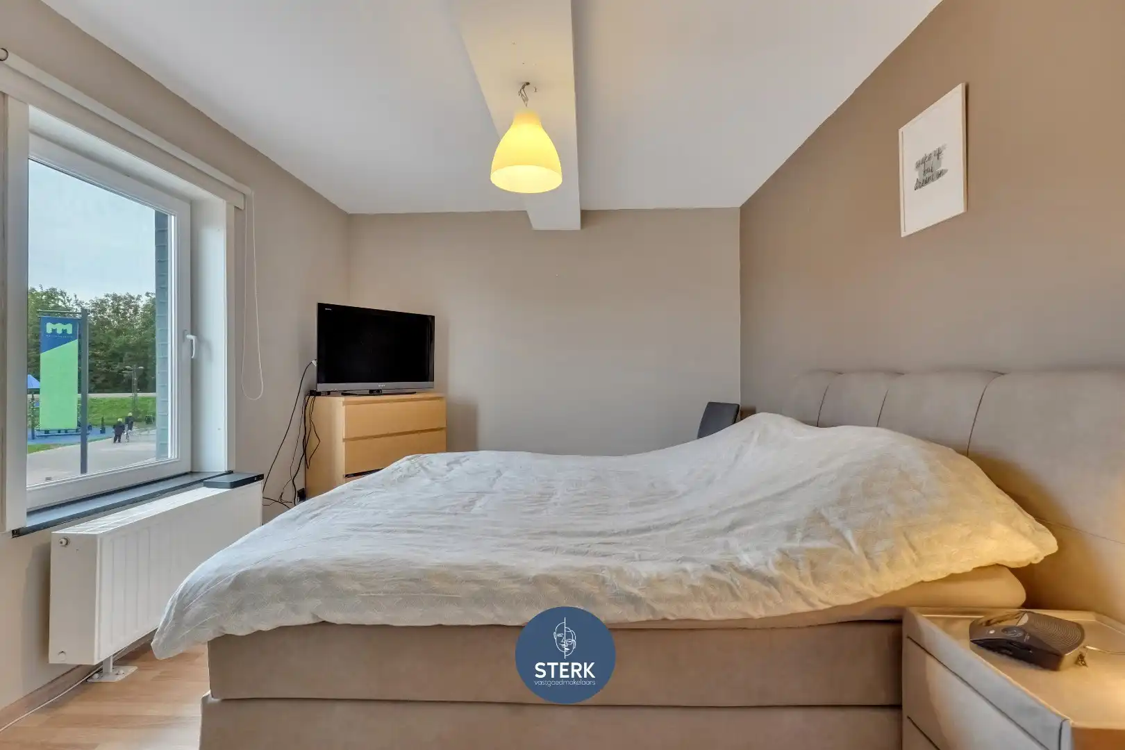 GEZINSWONING MET 2 RUIME SLPKS EN TUIN IN HARTJE KOTEM !  foto 11