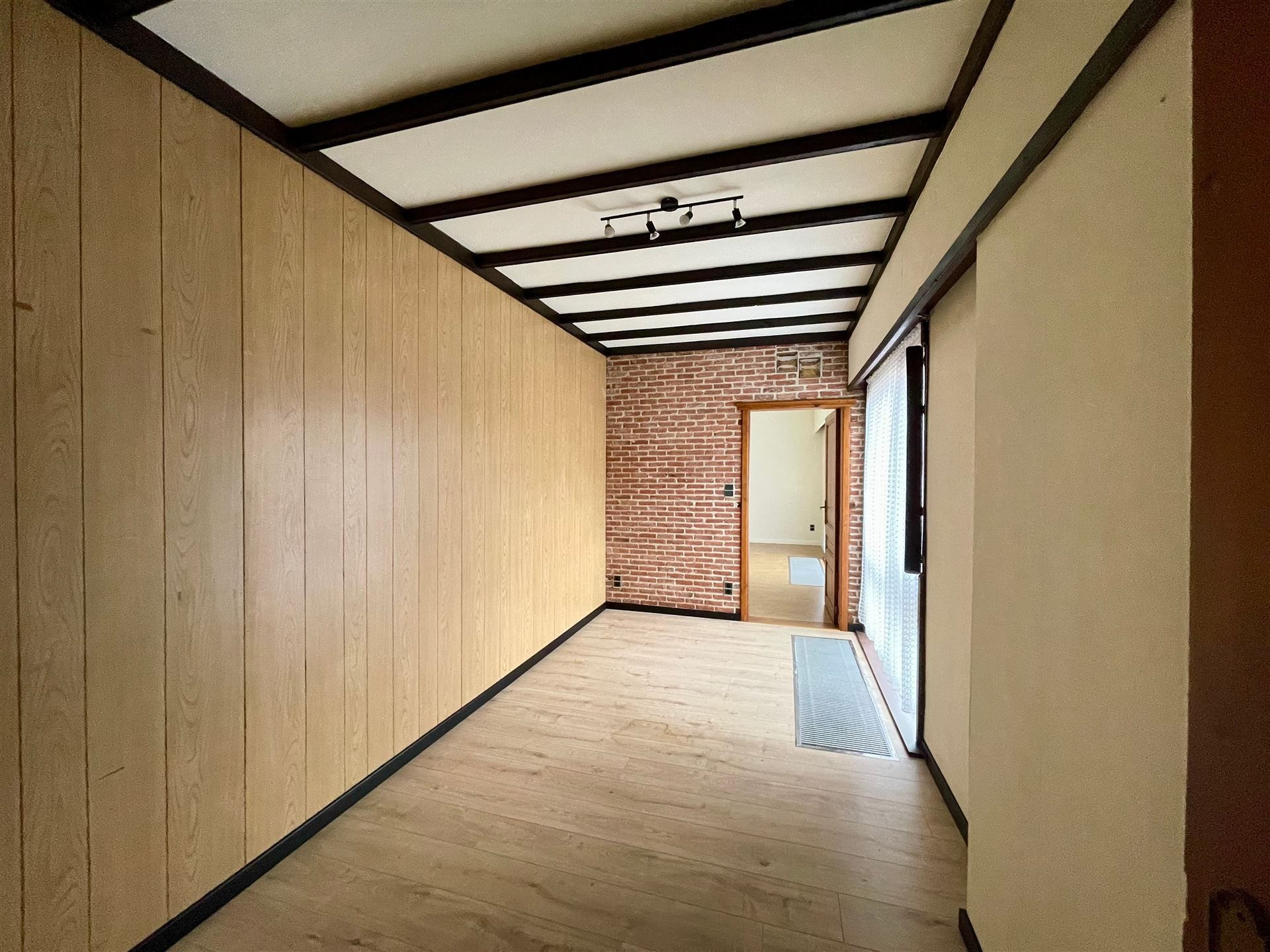 Gelijkvloerse woning foto 12