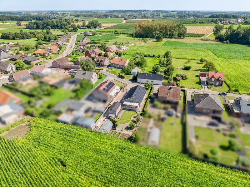 Zeer rustig gelegen woning op net geen 10are foto 41