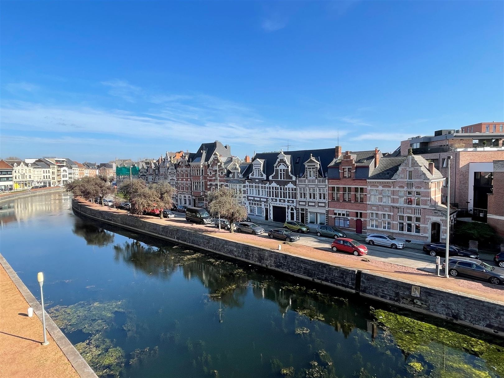 Uniek appartement met terras en 360 graden zicht op Dendermonde foto 2