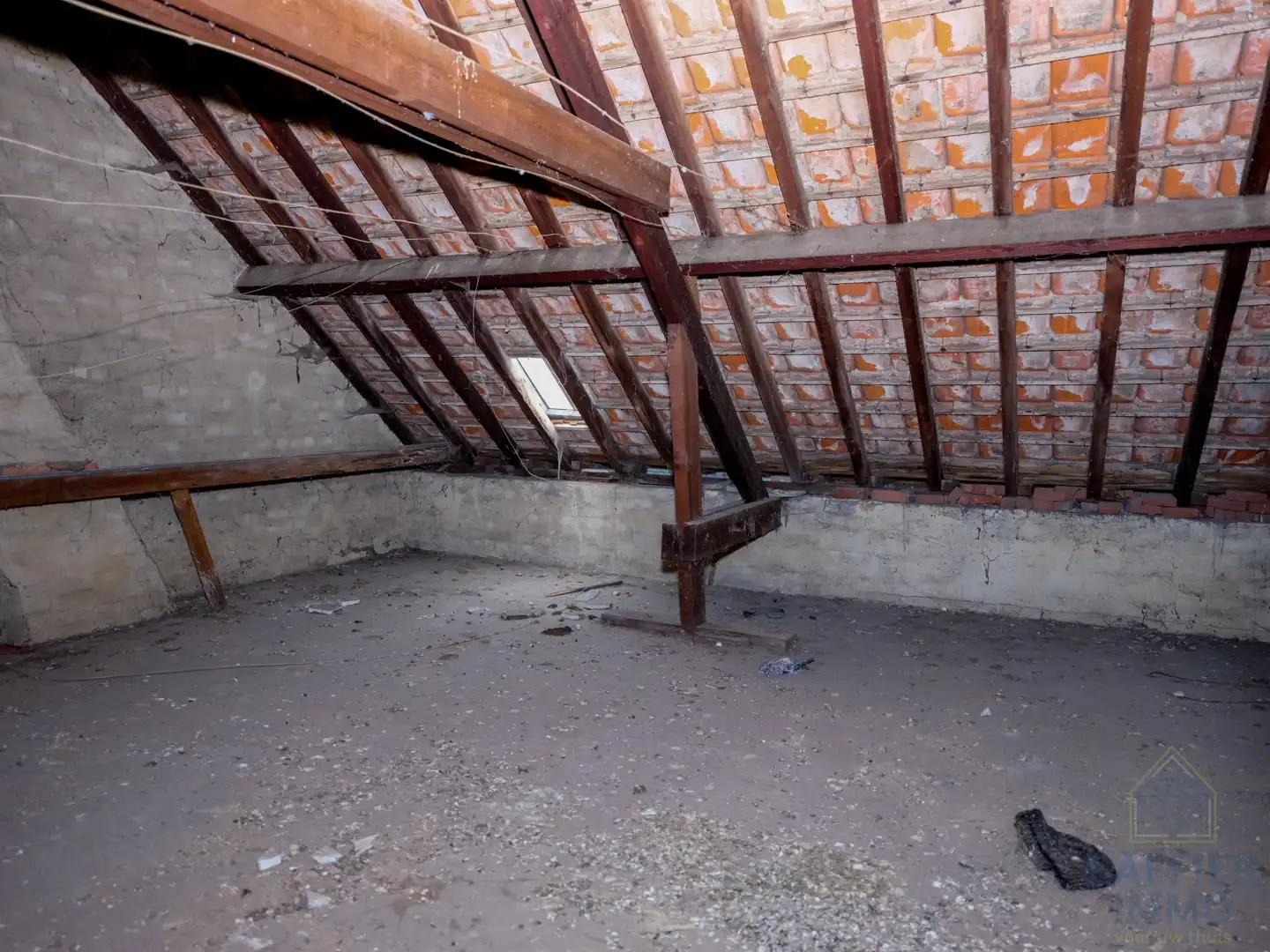 Ruime woning met 4 slaapkamers, tuin en garage in Ingelmunster foto 21