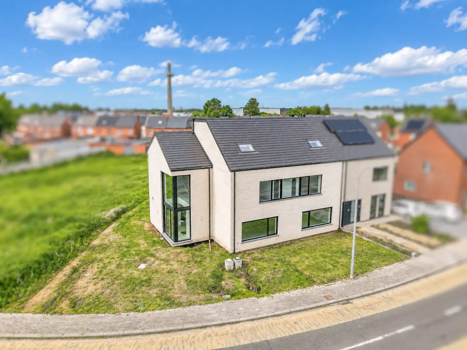 Prachtige, nieuwe luxewoning te Londerzeel foto {{pictureIndex}}