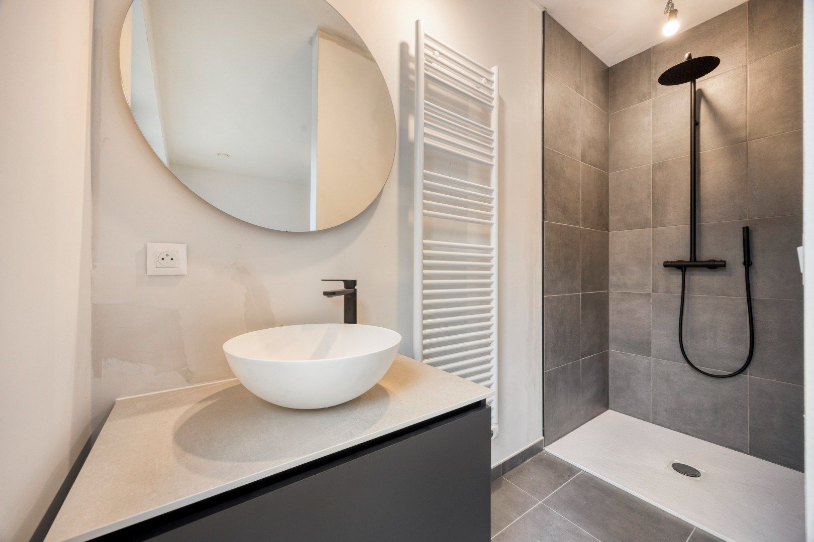 Verkoop onder registratierechten! Nieuwbouwwoning met 3 slaapkamers, 3 badkamers, tuin, terras en autostaanplaats in Tienen – EPC 48 kWh/m² - bewoonbare opp. 17 foto 27