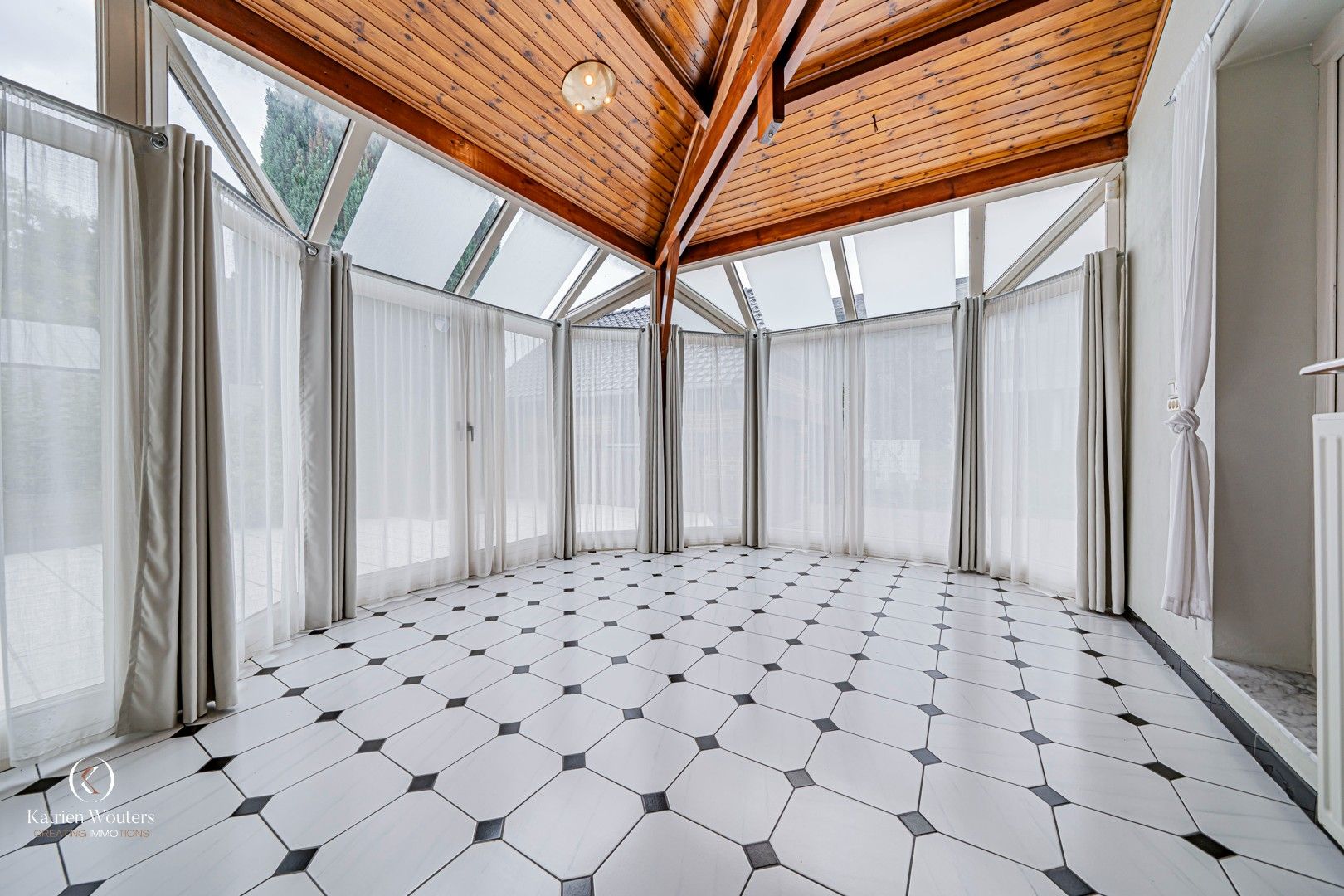 Uitzonderlijk herenhuis foto 18