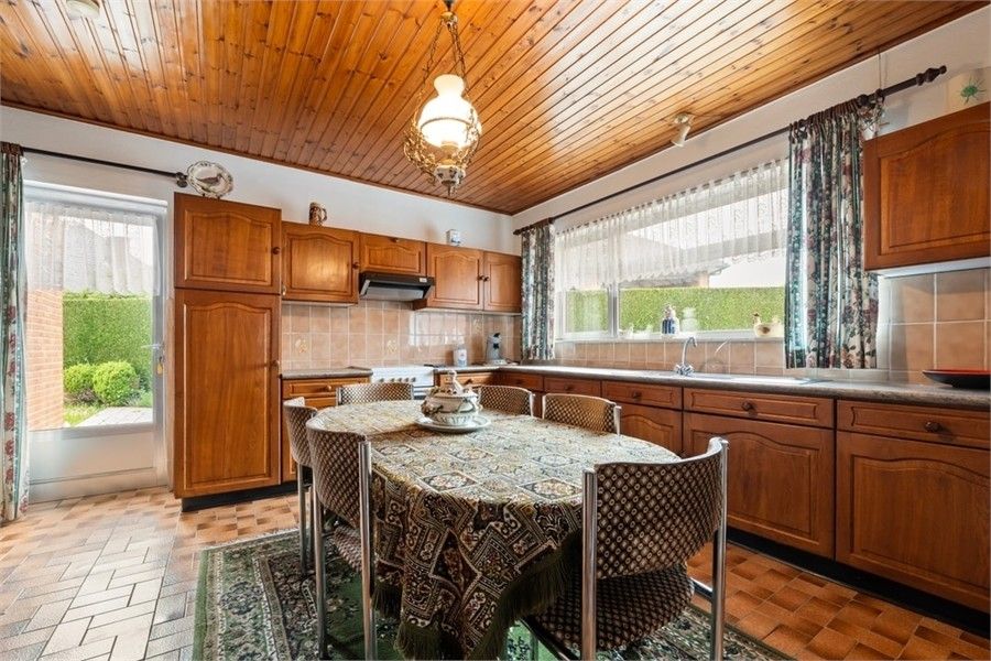 OP TE FRISSEN GELIJKVLOERSE WONING IN SINT-TRUIDEN foto 10