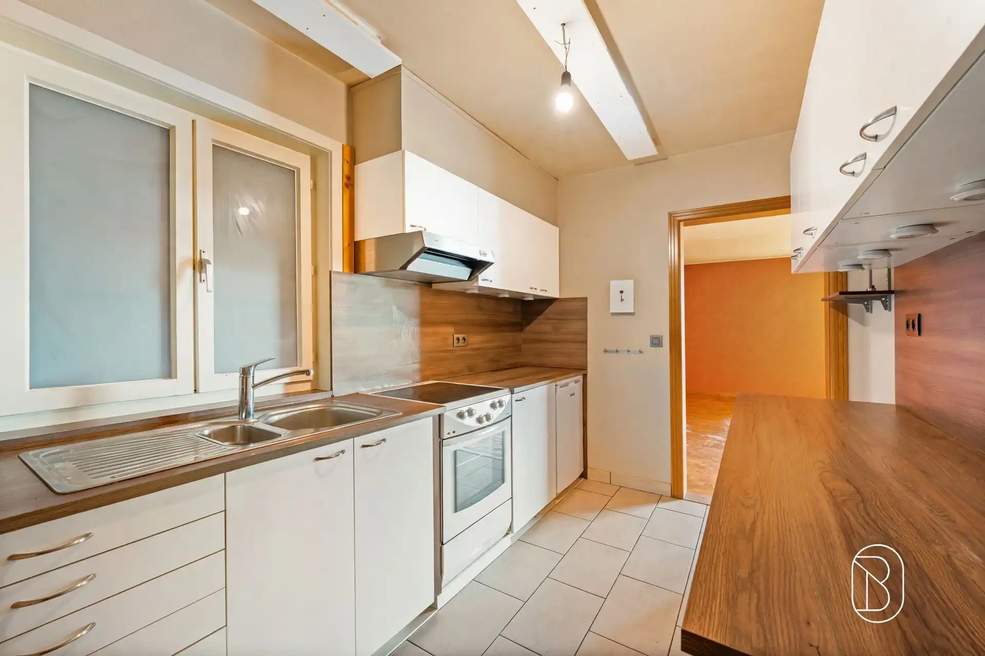 Ruim 2-slaapkamerappartement in Kuurne foto 6