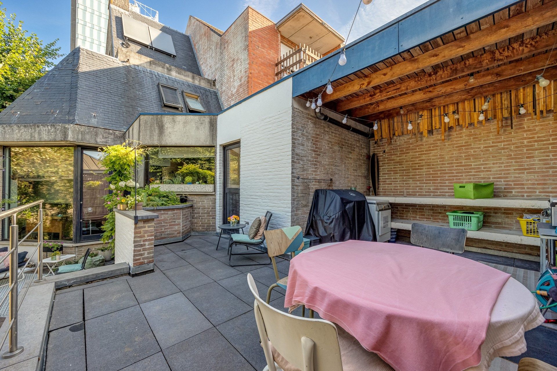 Unieke architectenwoning met tuin en polyvalente ruimte foto 28