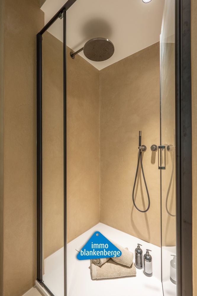 Luxeus appartement met 3 slaapkamers op de Zeedijk in Blankenberge met adembenemend zeezicht foto 21