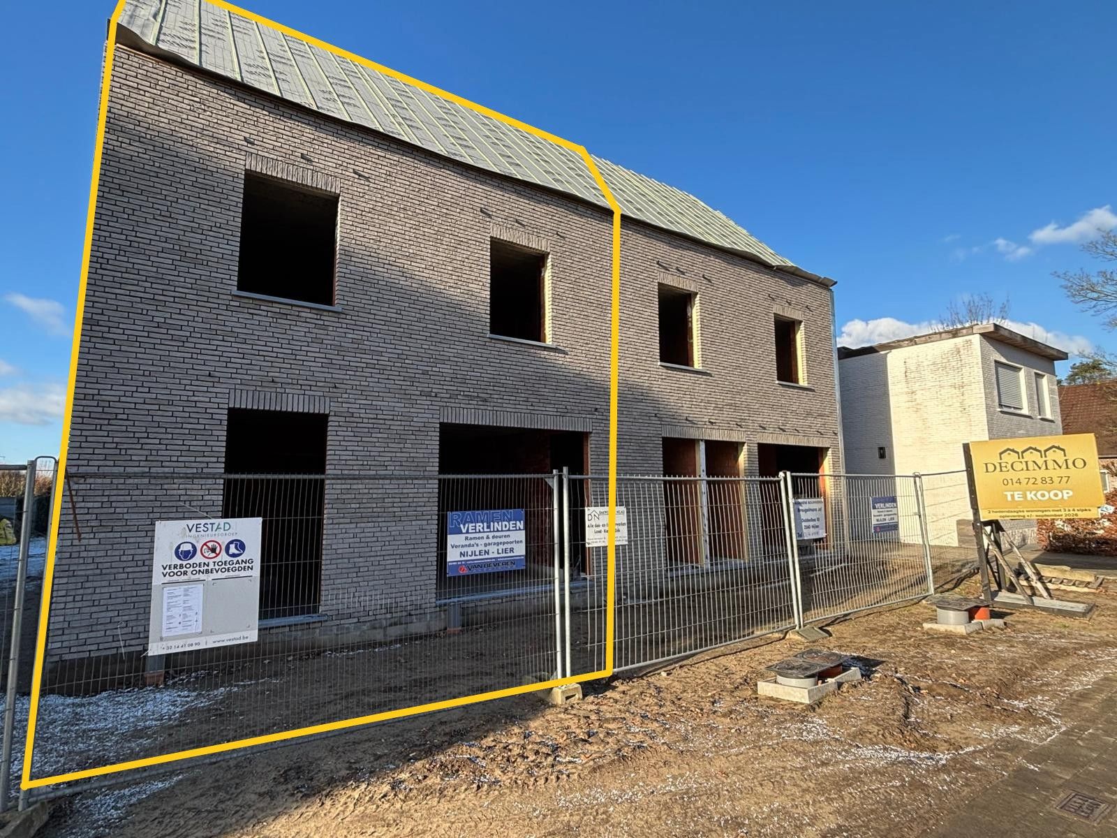 Huis te koop foto {{pictureIndex}}