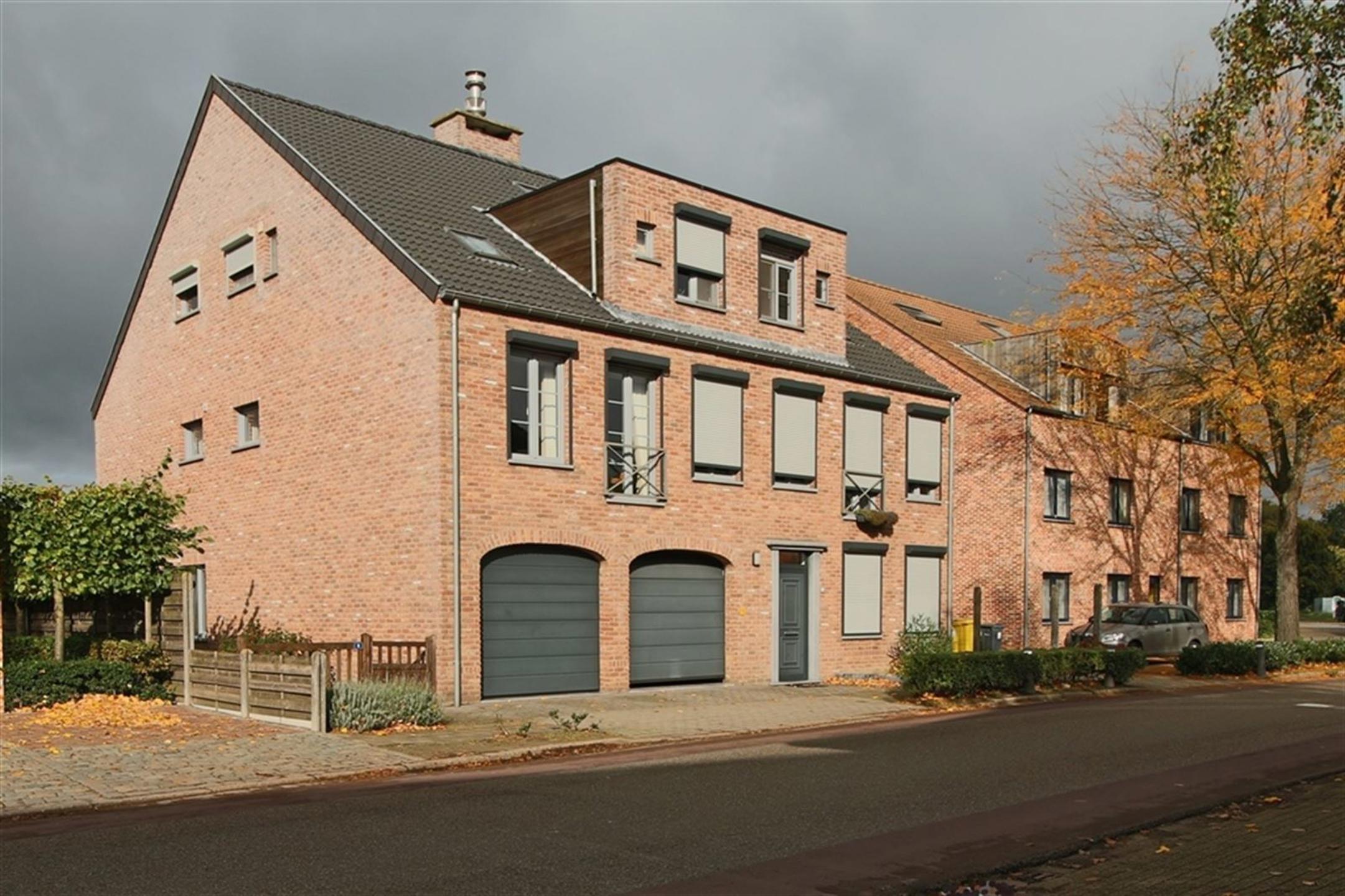 Duplex appartement met twee slaapkamers te huur in Morkhoven foto {{pictureIndex}}