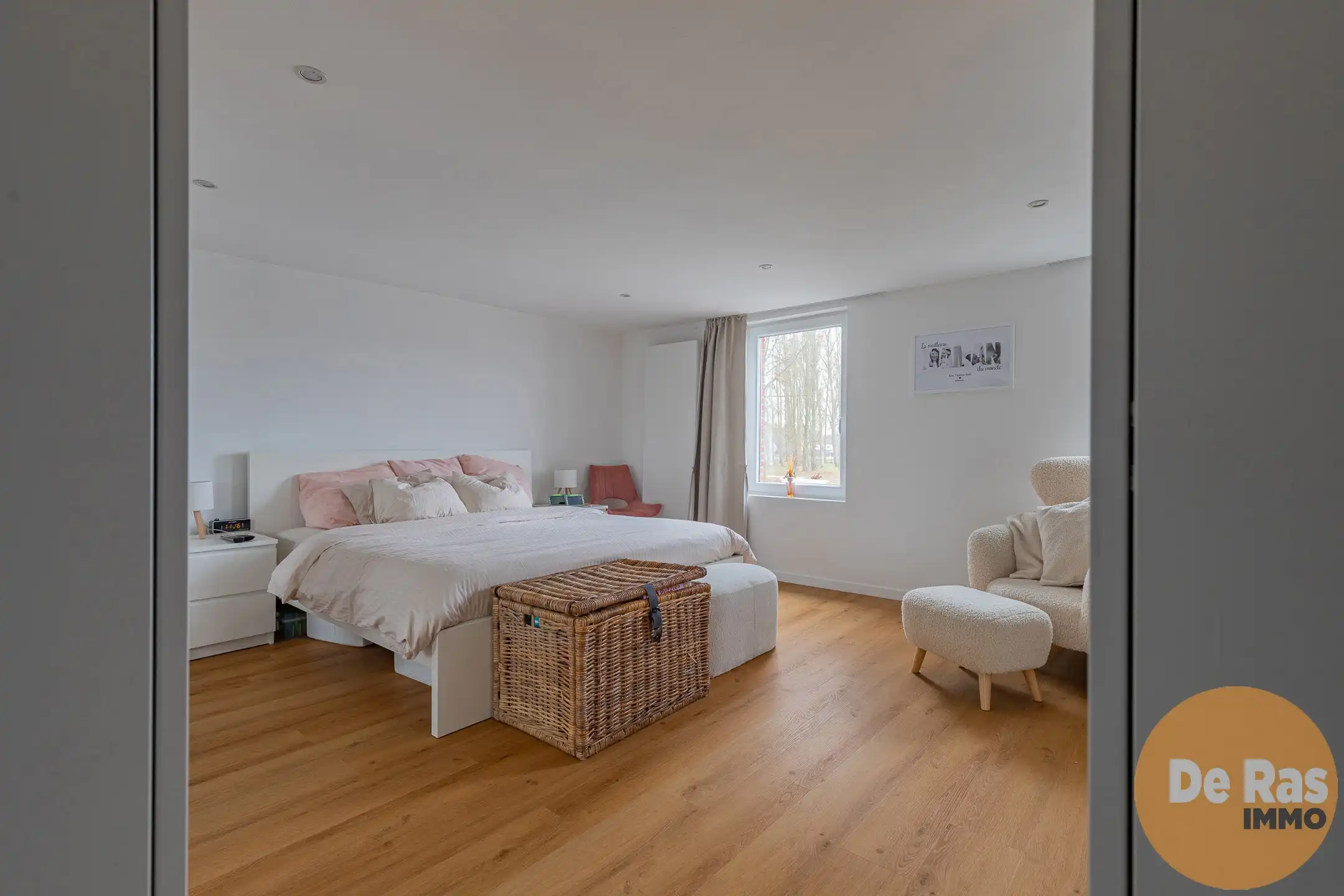 HUMBEEK -Leuke woning met tuin en 3 slpk met zicht op water foto 9