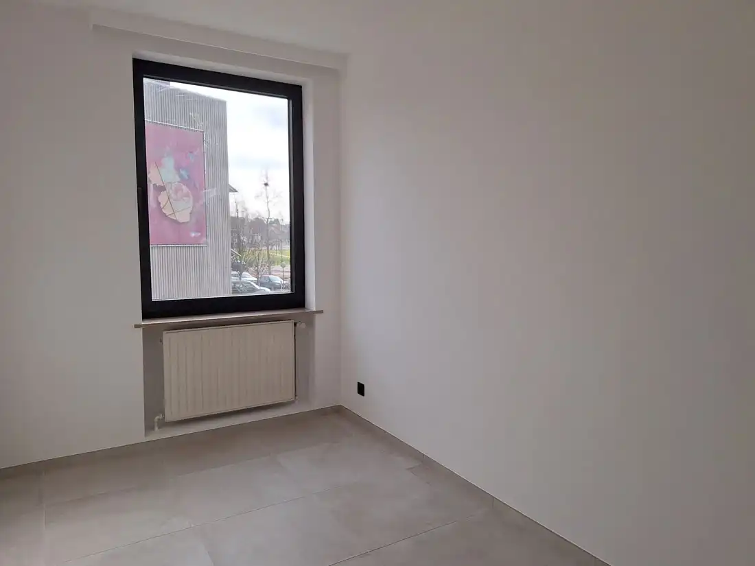 Stijlvol gerenoveerd appartement te Hasselt centrum foto 12