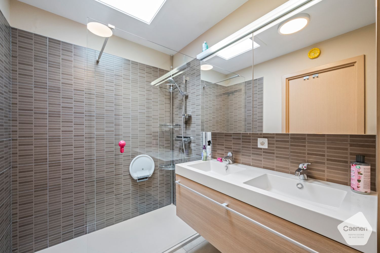 Instapklaar twee slaapkamer appartement op een rustige ligging foto 12