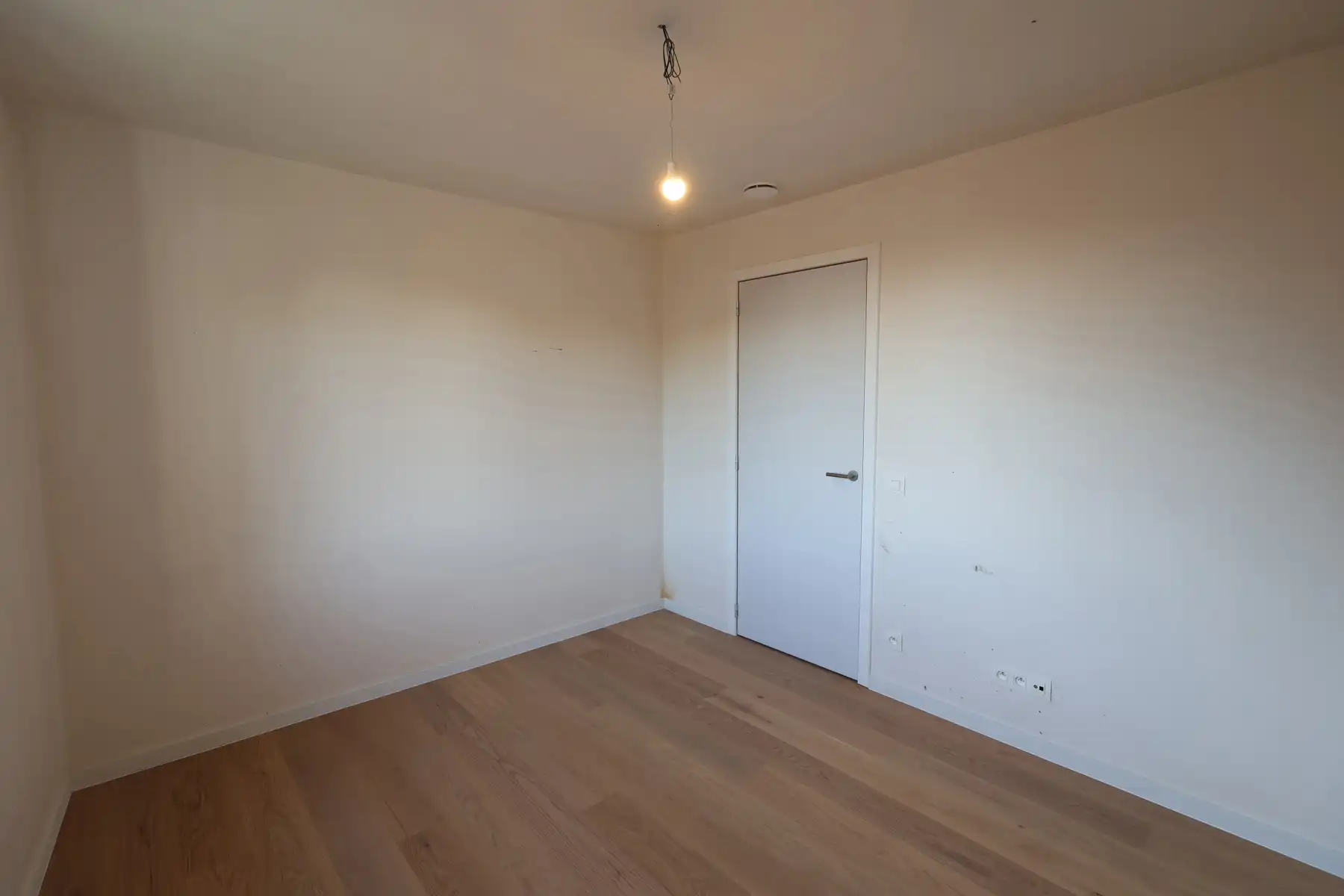 Nieuwbouw appartement op de 2de verdieping van 84m² met 2 slaapkamers en terras. foto 11