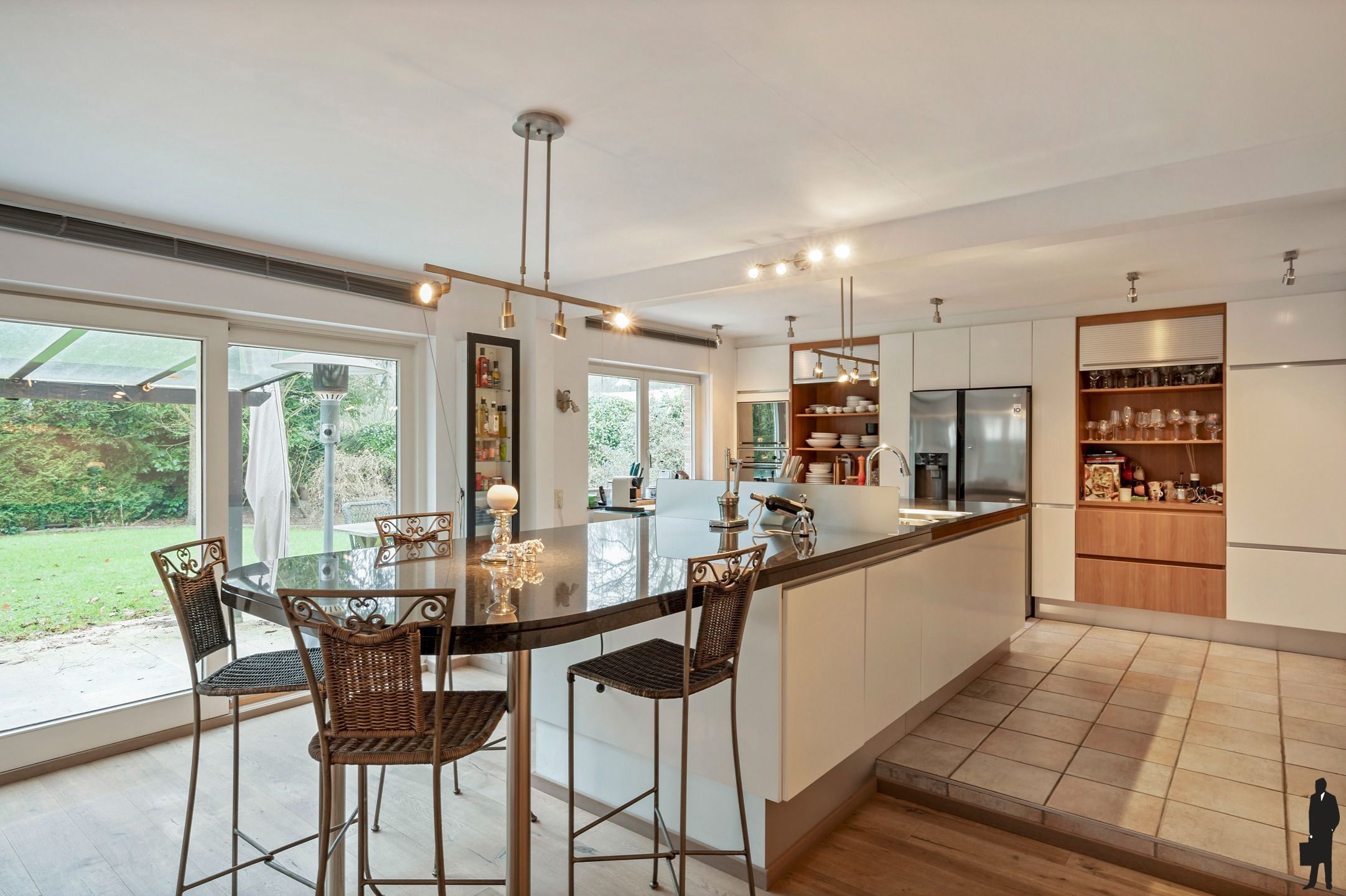 Instapklare villa met binnenzwembad op gegeerde locatie! foto 9