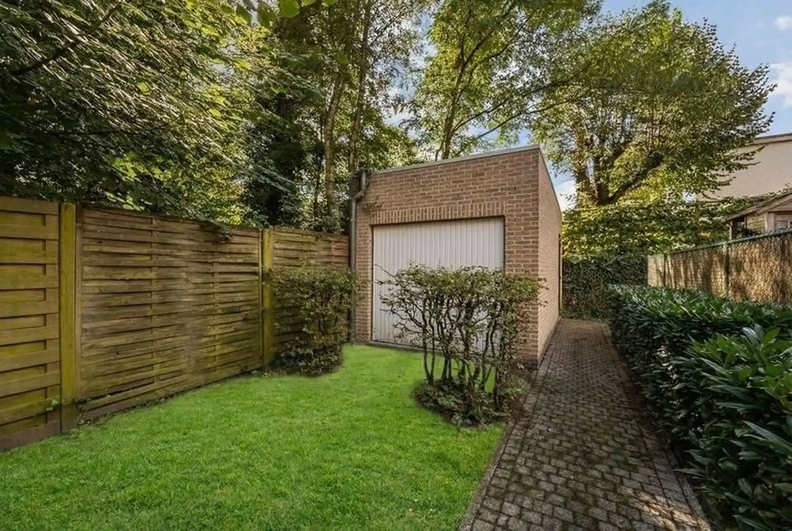 Commercieel pand met tuin & P  op toplocatie in Mariaburg foto 7