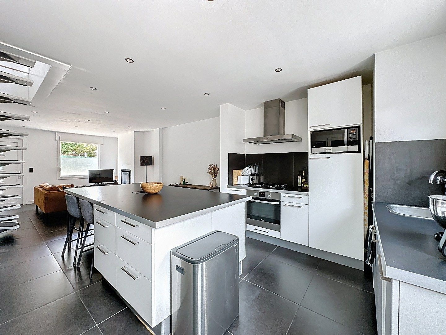 Rijwoning met knusse buitenruimte te Kessel-Lo! foto 5