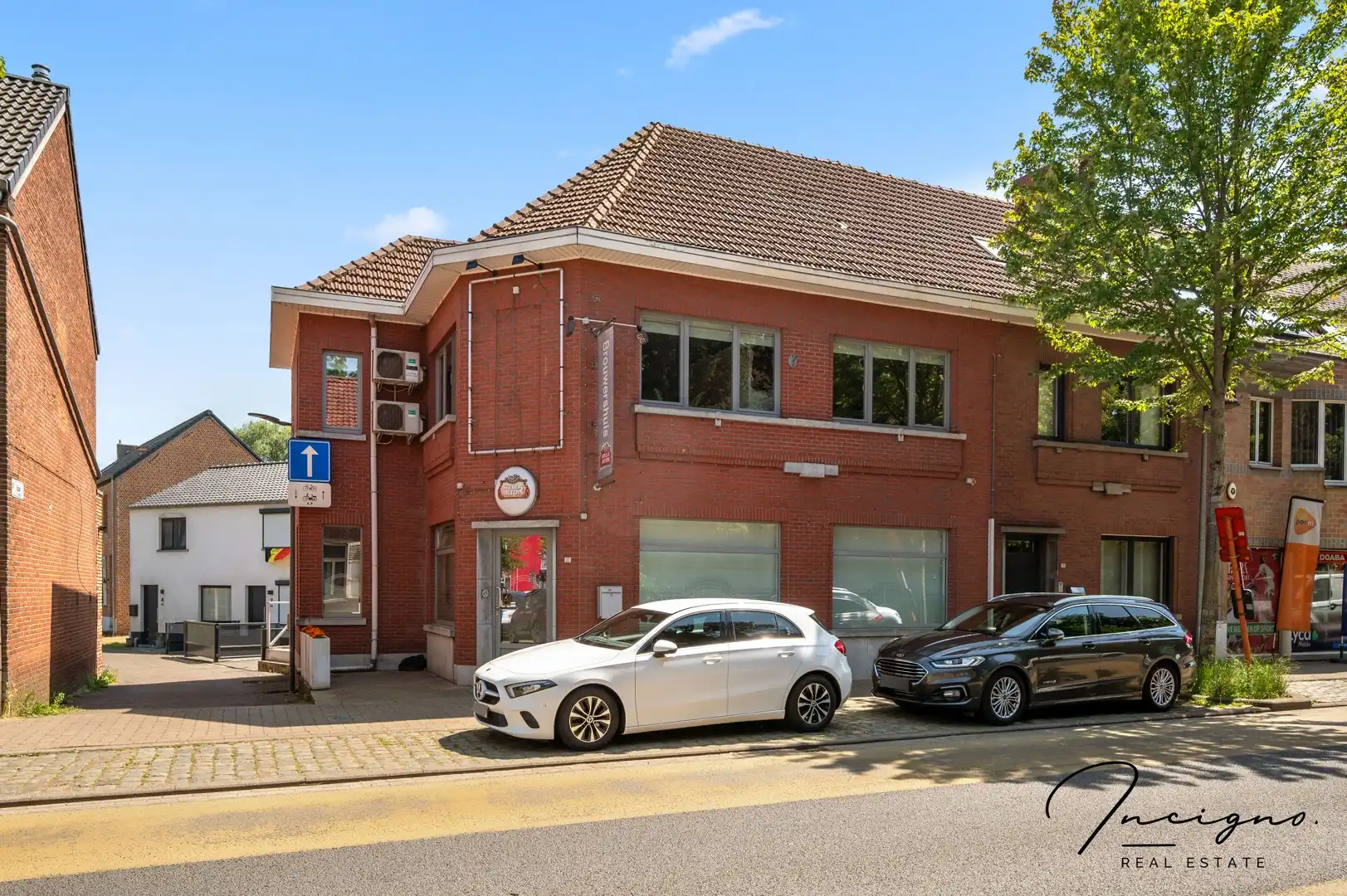 Commercieel gelegen handelspand, kantoor of praktijk foto 3