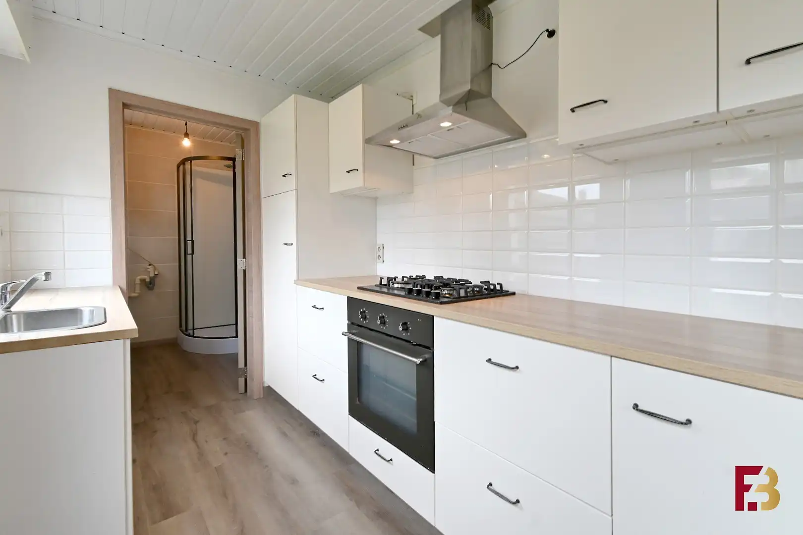 Gezellige half open bebouwing nabij het centrum van Merelbeke foto 6