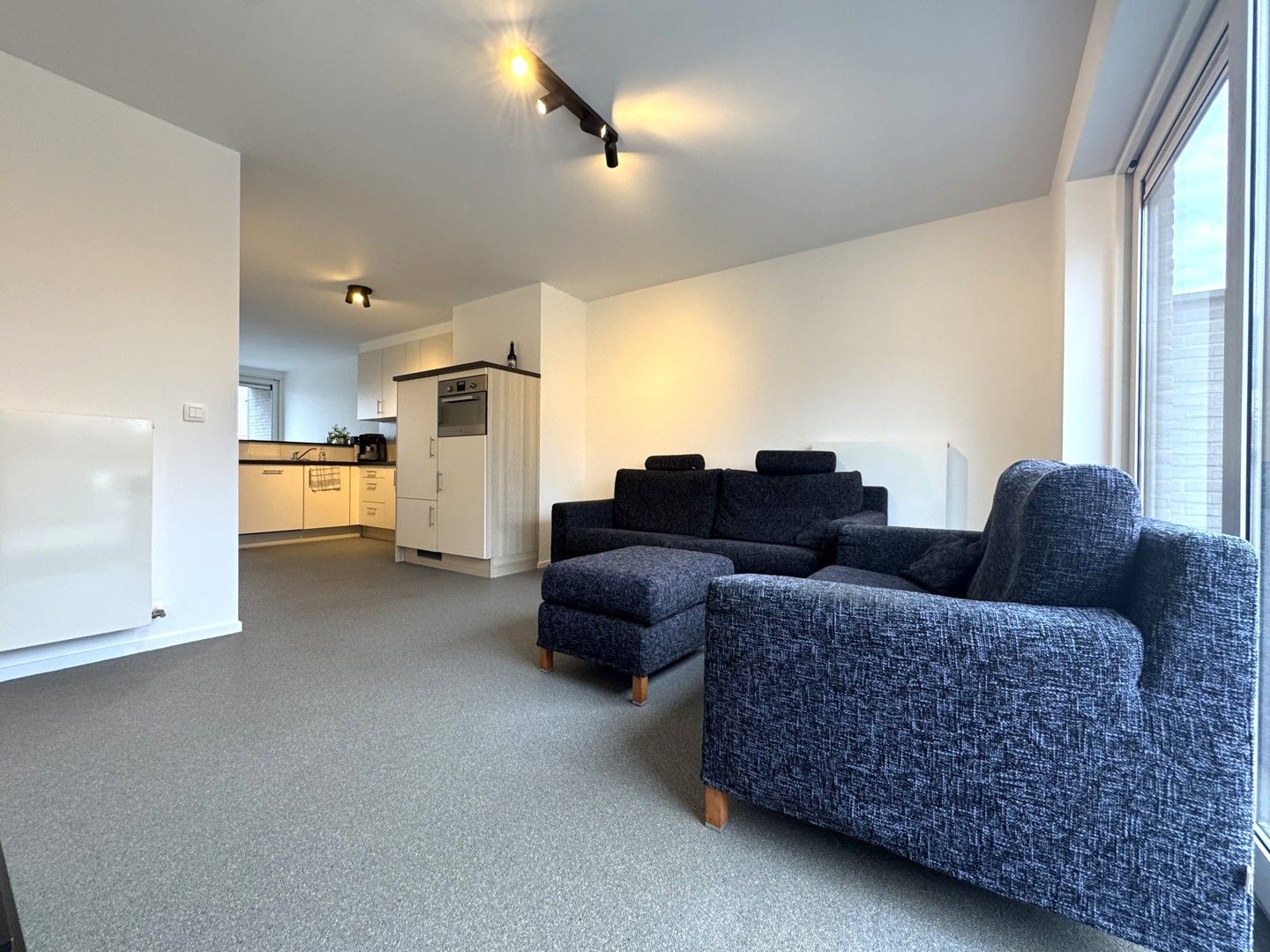 Appartement met 2 slaapkamers en 2 terrassen te huur in As foto 3