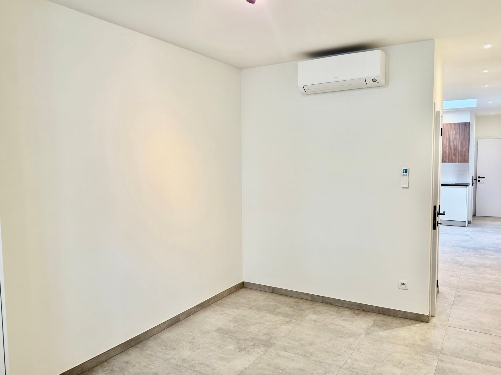 Gerenoveerde rijwoning te huur in centrum Geraardsbergen foto 3
