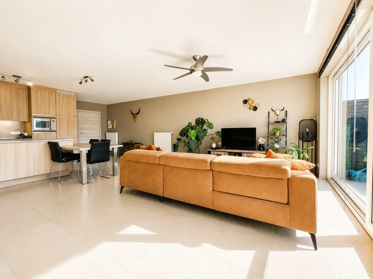 Moderne eengezinswoning (2016) met 3 slaapkamers, garage en ruime zolder in Zottegem. Perfect voor comfortabel wonen! foto 13