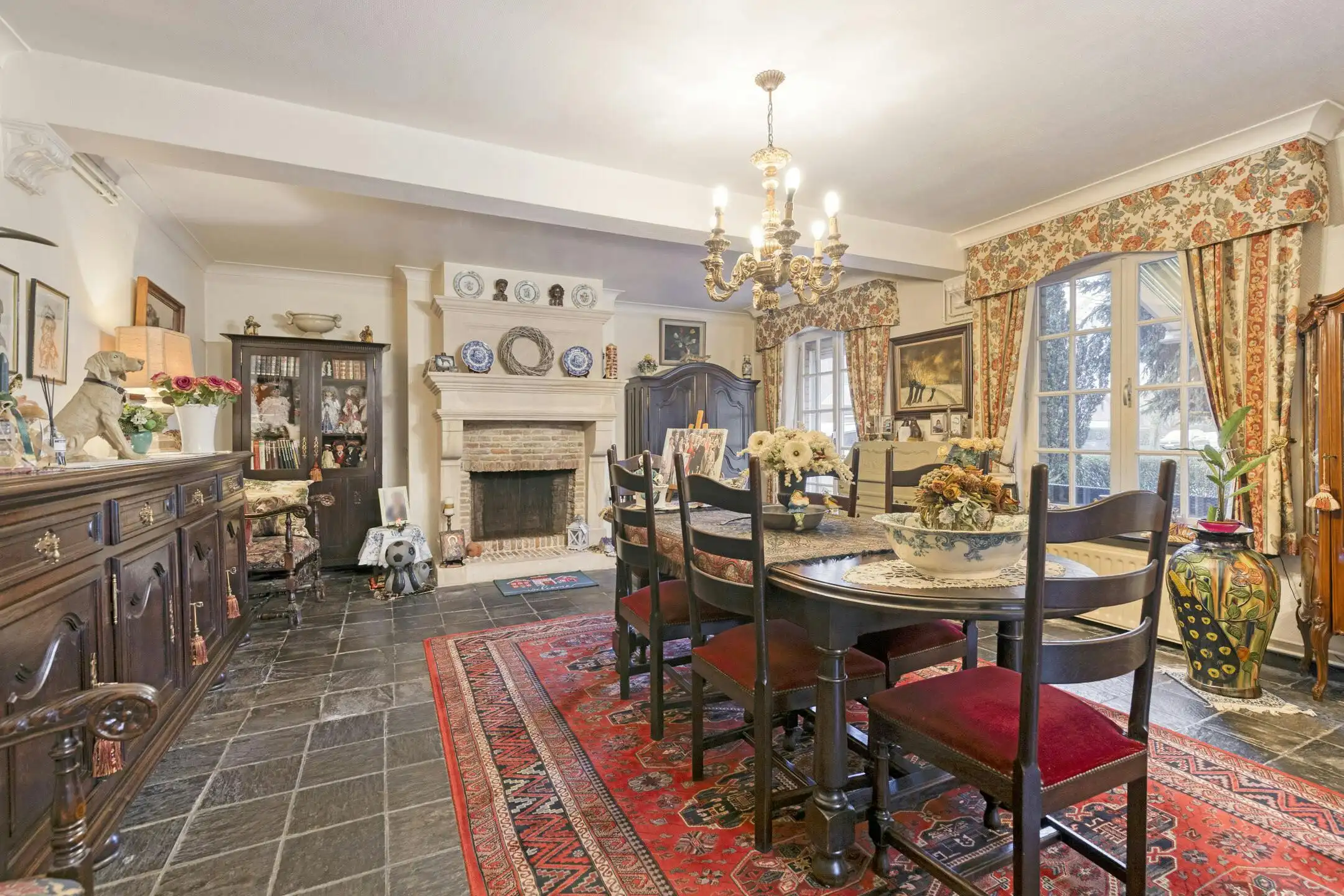 Halfopen bebouwing (4 slpk) te Sint-Andries in doodlopend straat  foto 6