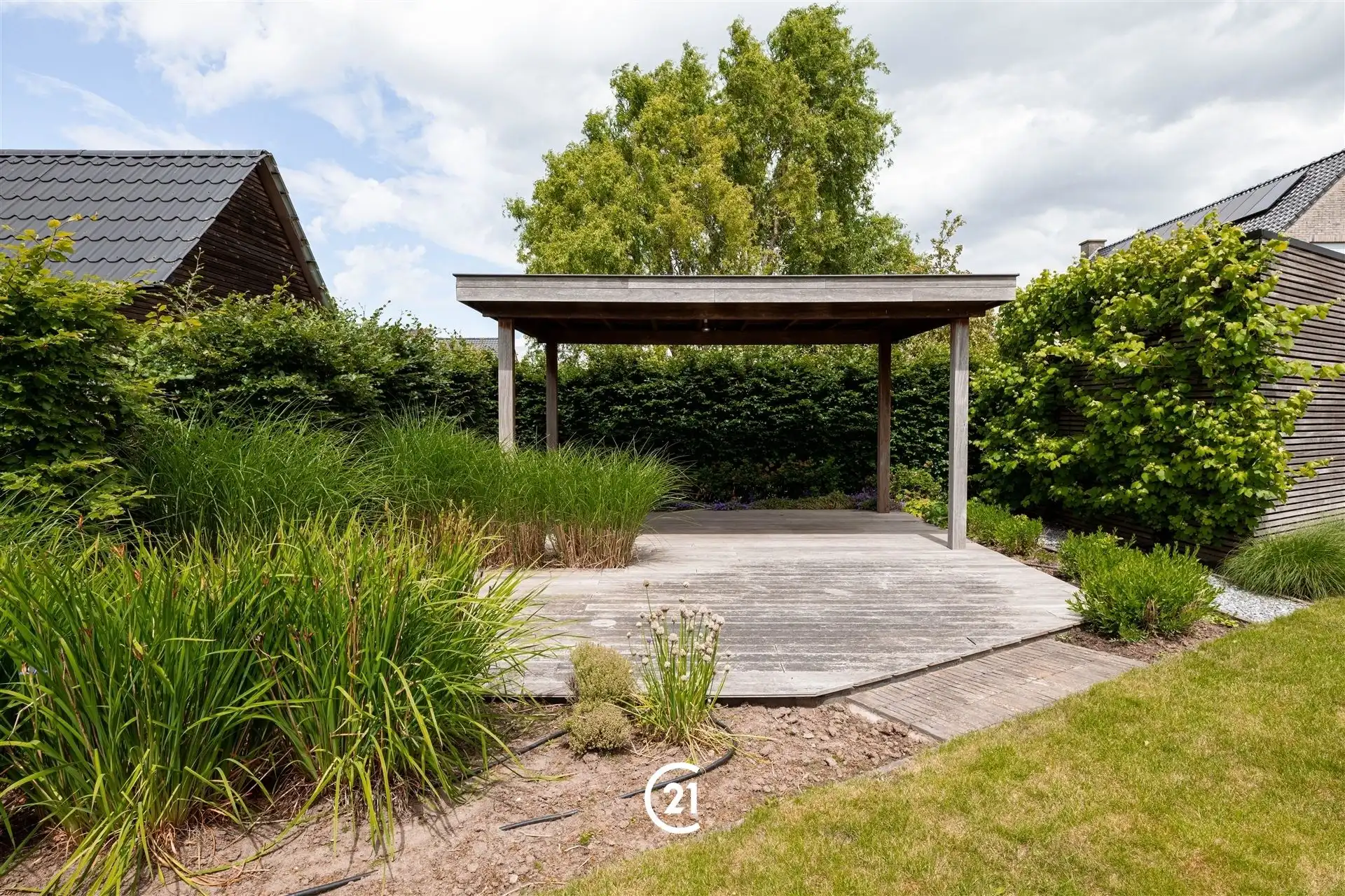 Modern wonen in een rustige, groene omgeving foto 9