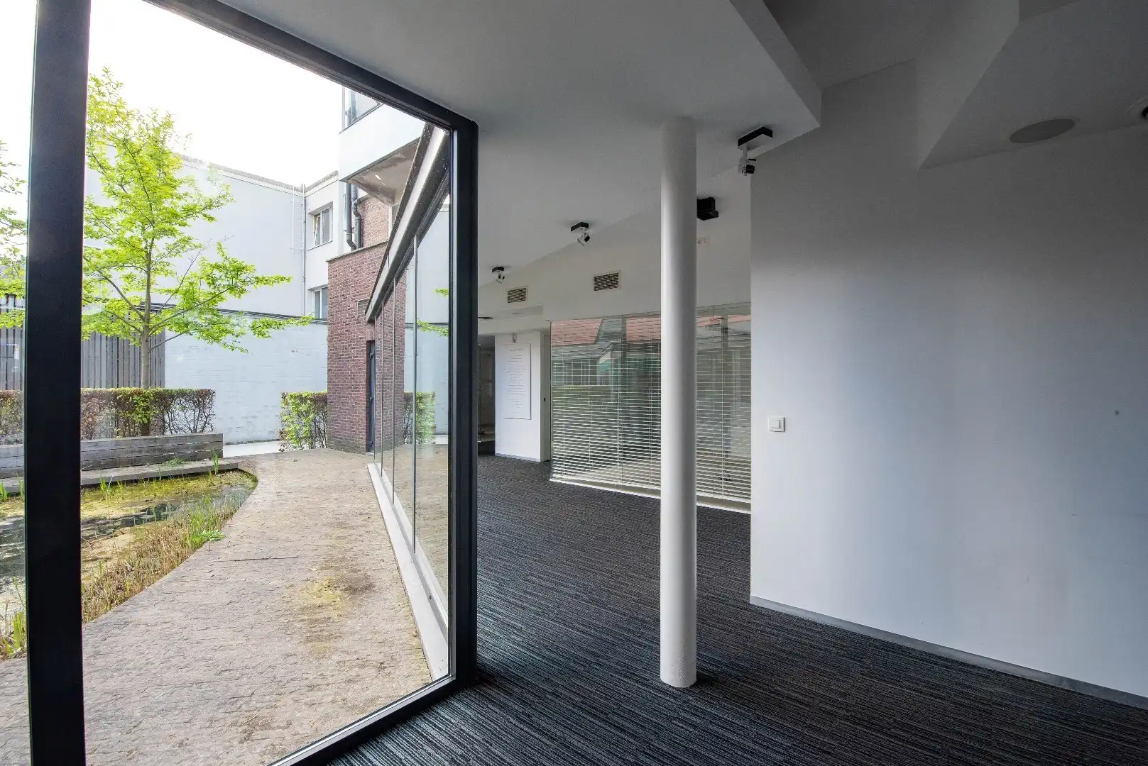 Boomsesteenweg 223 - Veelzijdige commerciële ruimtes te Wilrijk  foto 17