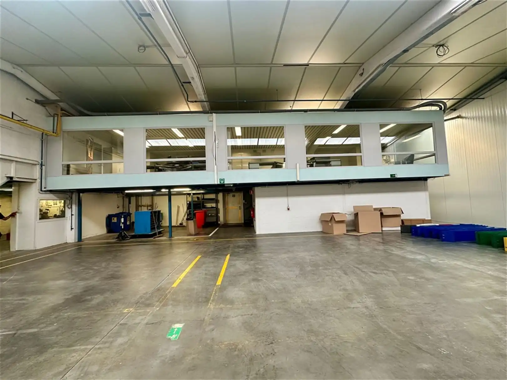 Magazijnen te huur op toplocatie in Kuurne foto 16