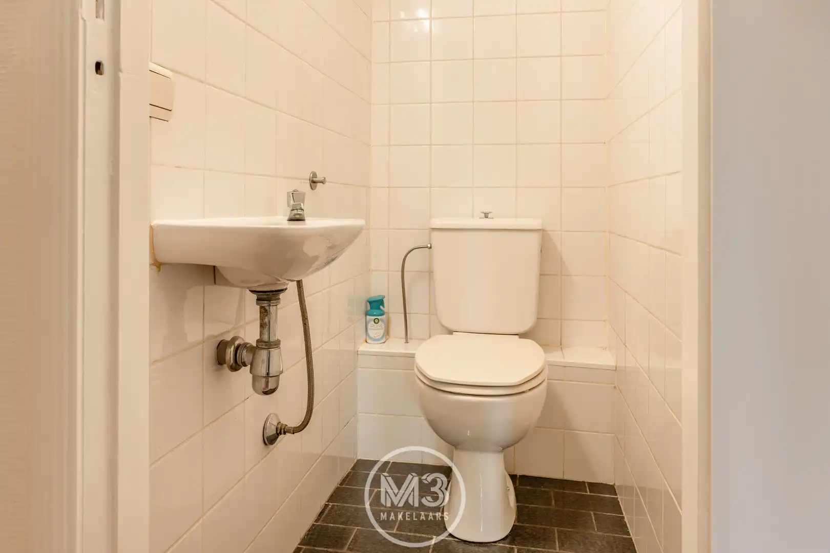 Instapklaar 3 slpk app. met terras en autostaanplaats – topligging Pulhof. foto 12