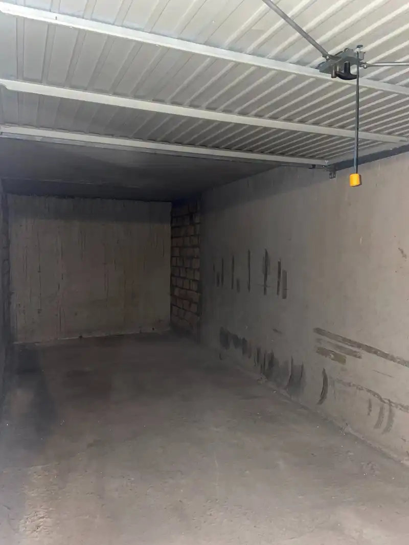 Garage te koop foto 3