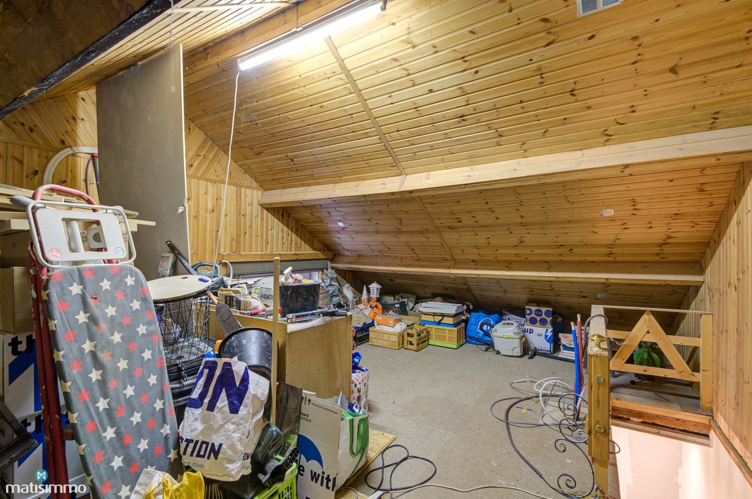 PRACHTIG, VOLLEDIG GERENOVEERDE INSTAPKLARE WONING IN TONGEREN foto 18
