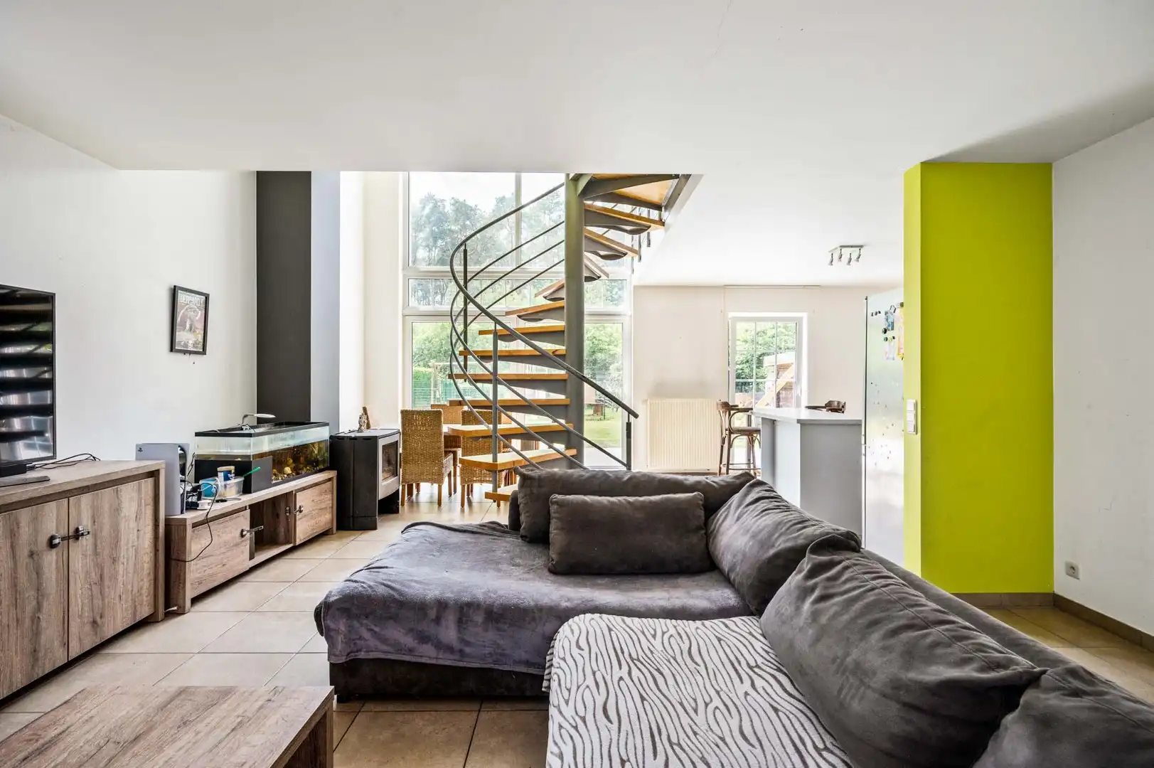 Vrijstaande woning in een rustige buurt te Langorp! foto 3